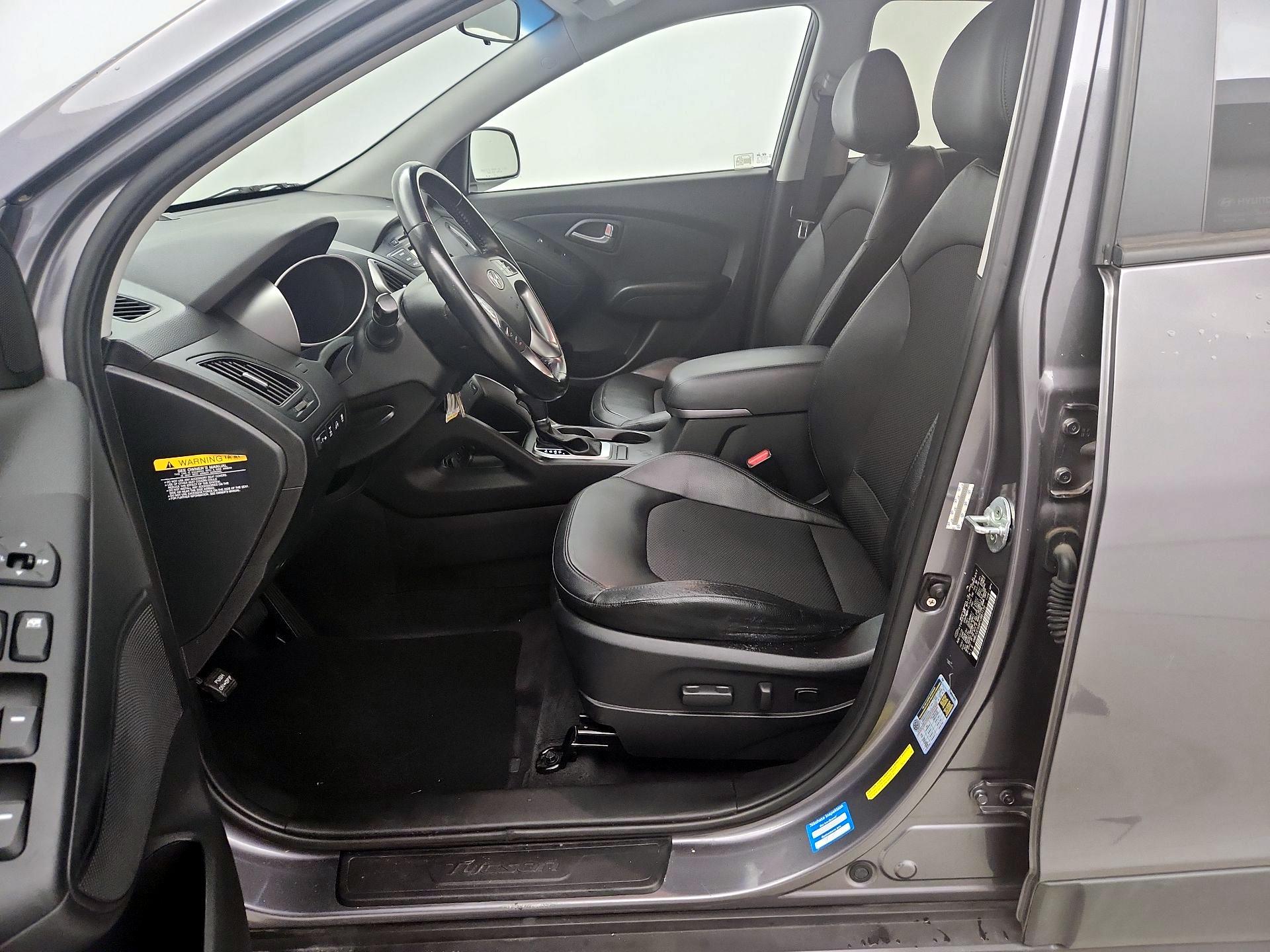 Thumbnail: 2015 Hyundai Tucson - 11