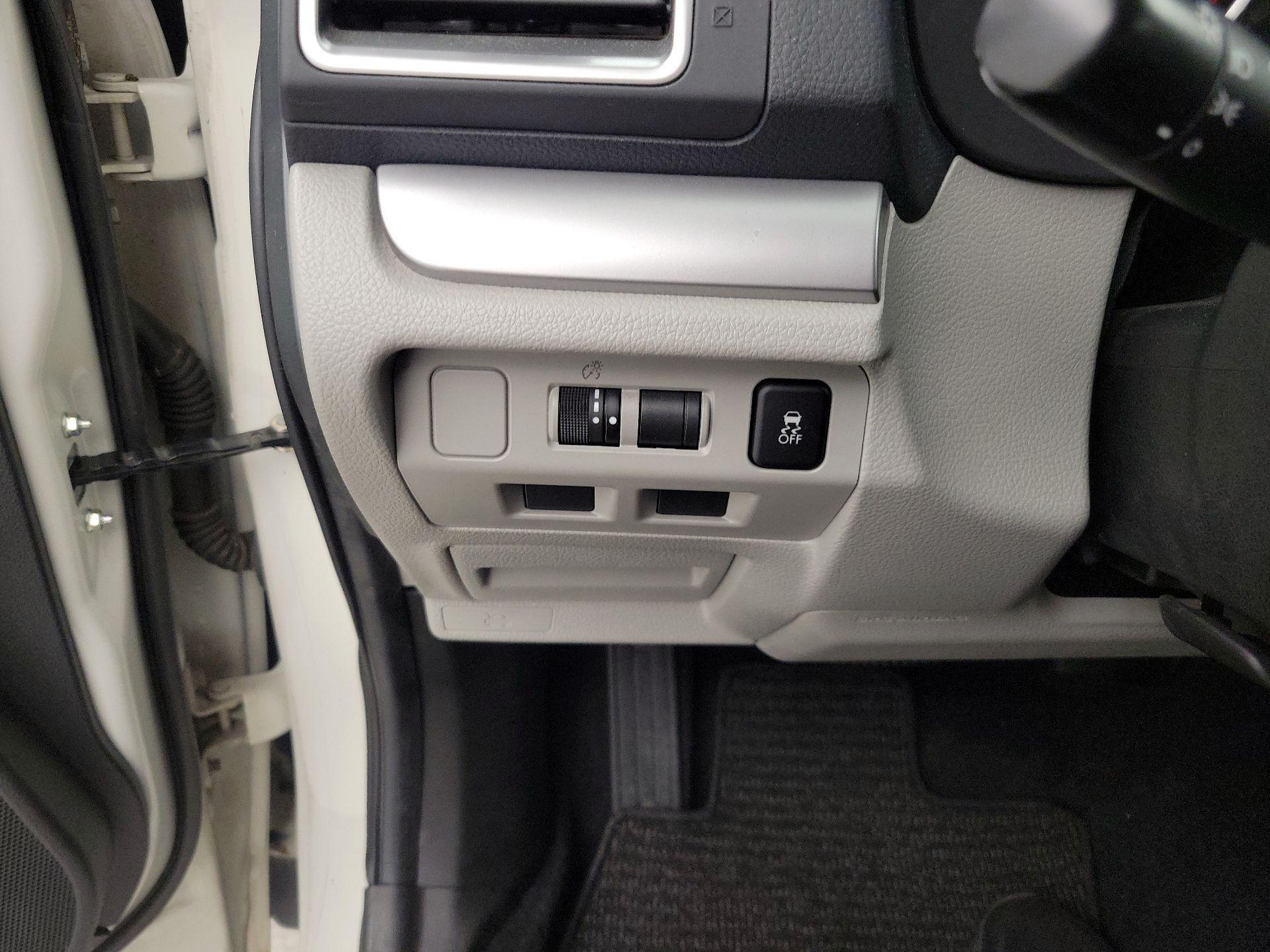 Thumbnail: 2016 Subaru Forester - 13