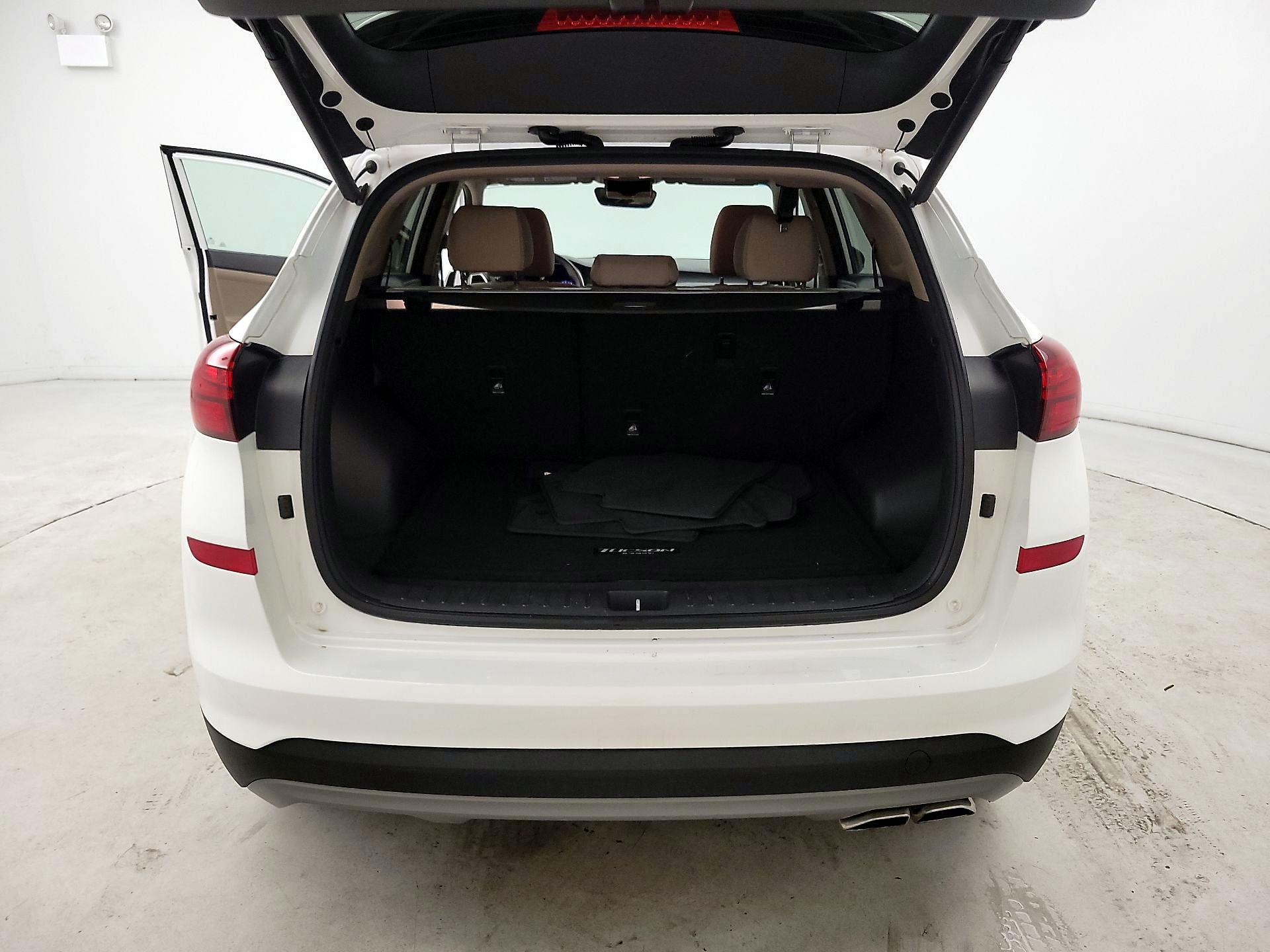 Thumbnail: 2019 Hyundai Tucson - 18