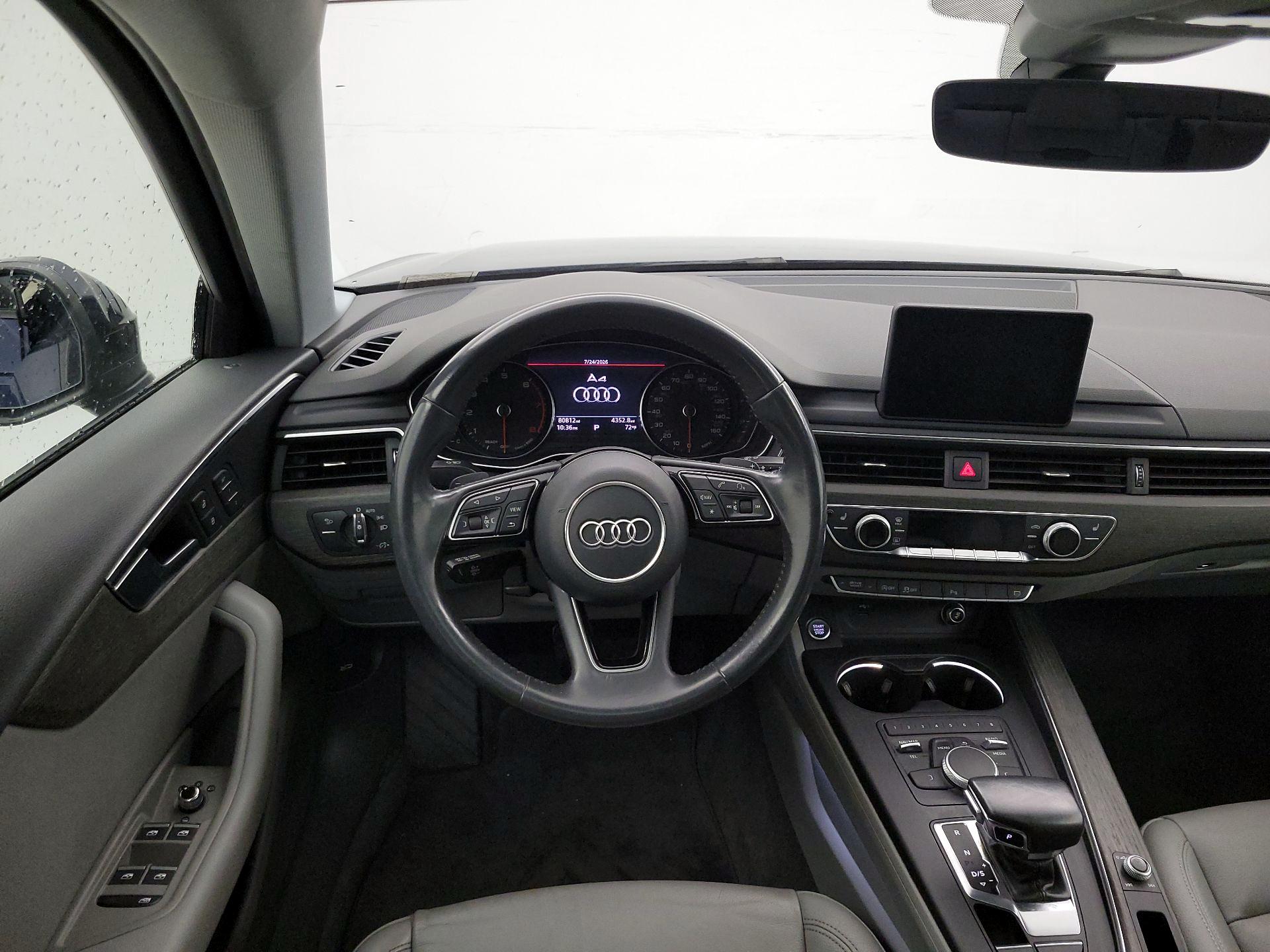 Thumbnail: 2019 Audi A4 - 10