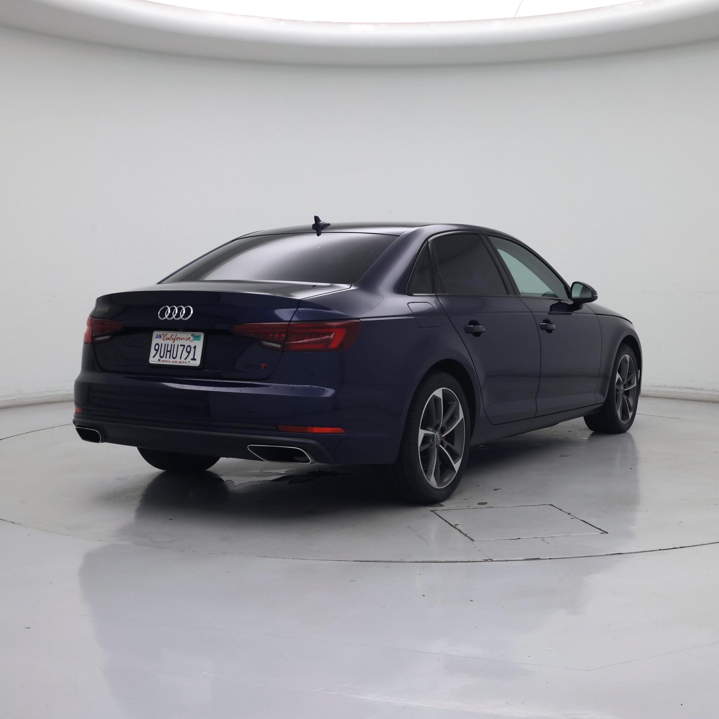 Thumbnail: 2019 Audi A4 - 8