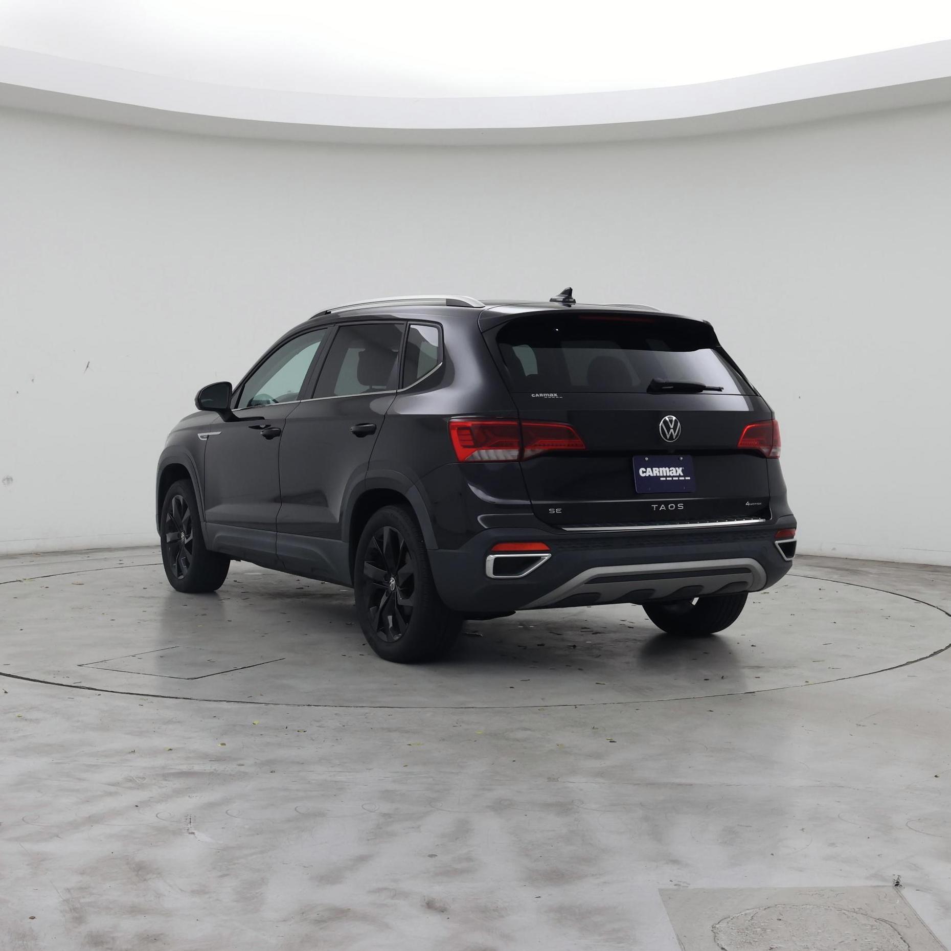 Thumbnail: 2022 Volkswagen Taos - 2