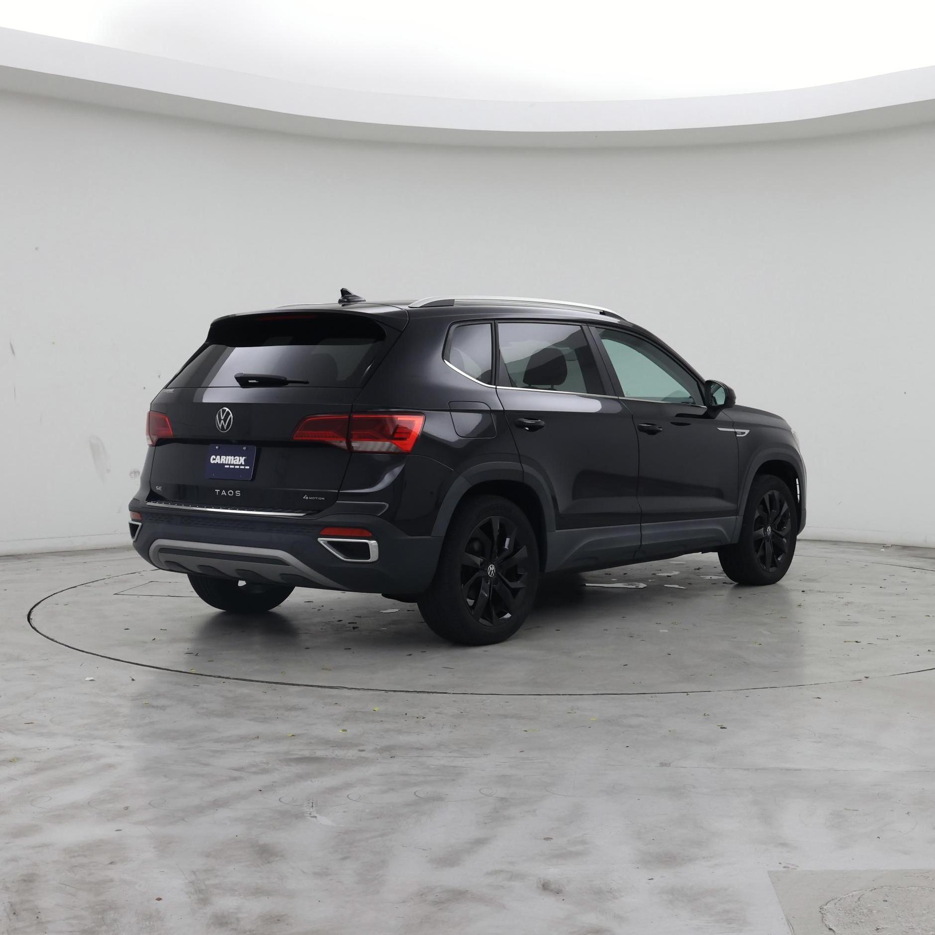 Thumbnail: 2022 Volkswagen Taos - 8