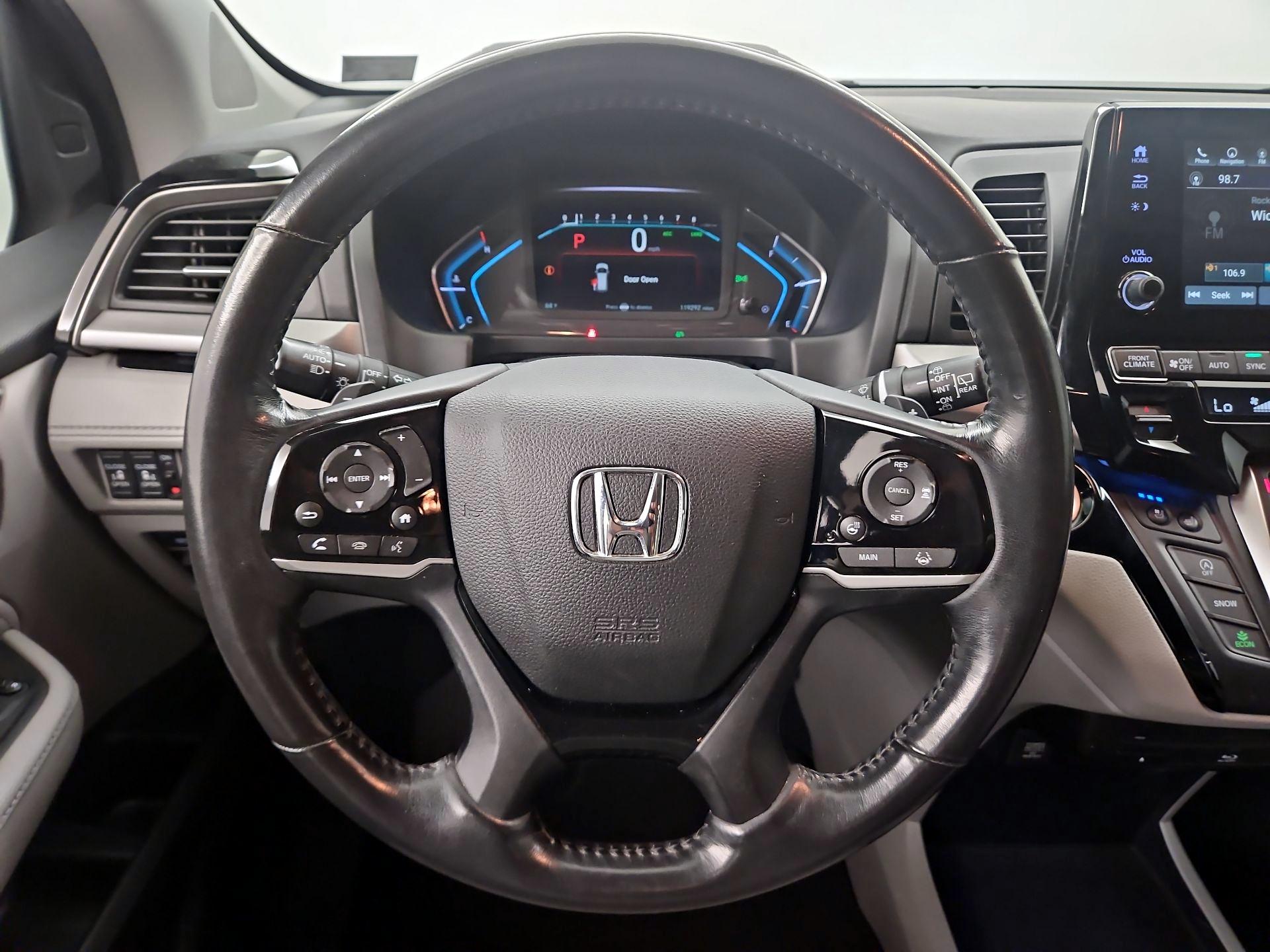 Thumbnail: 2018 Honda Odyssey - 10