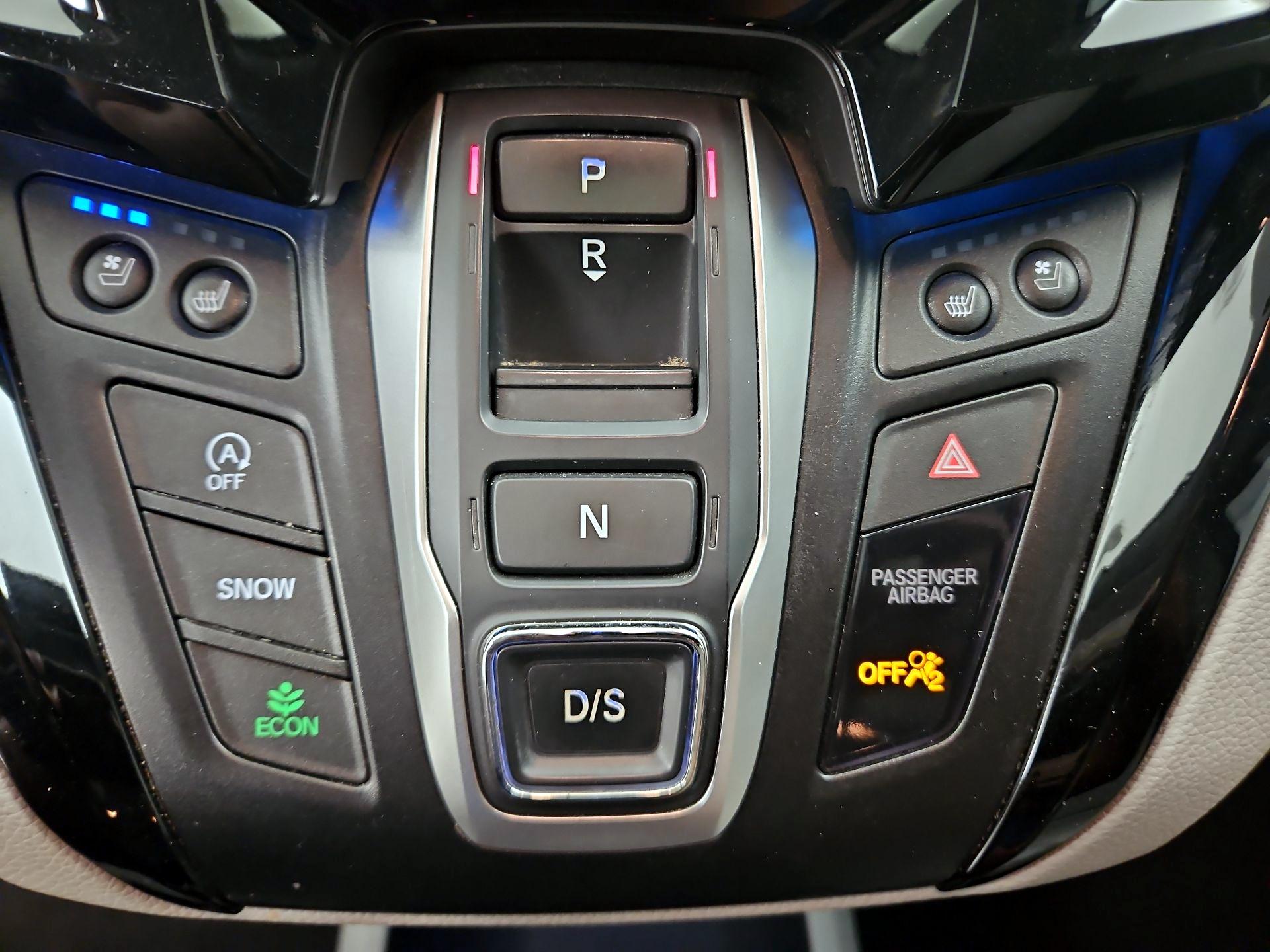 Thumbnail: 2018 Honda Odyssey - 18
