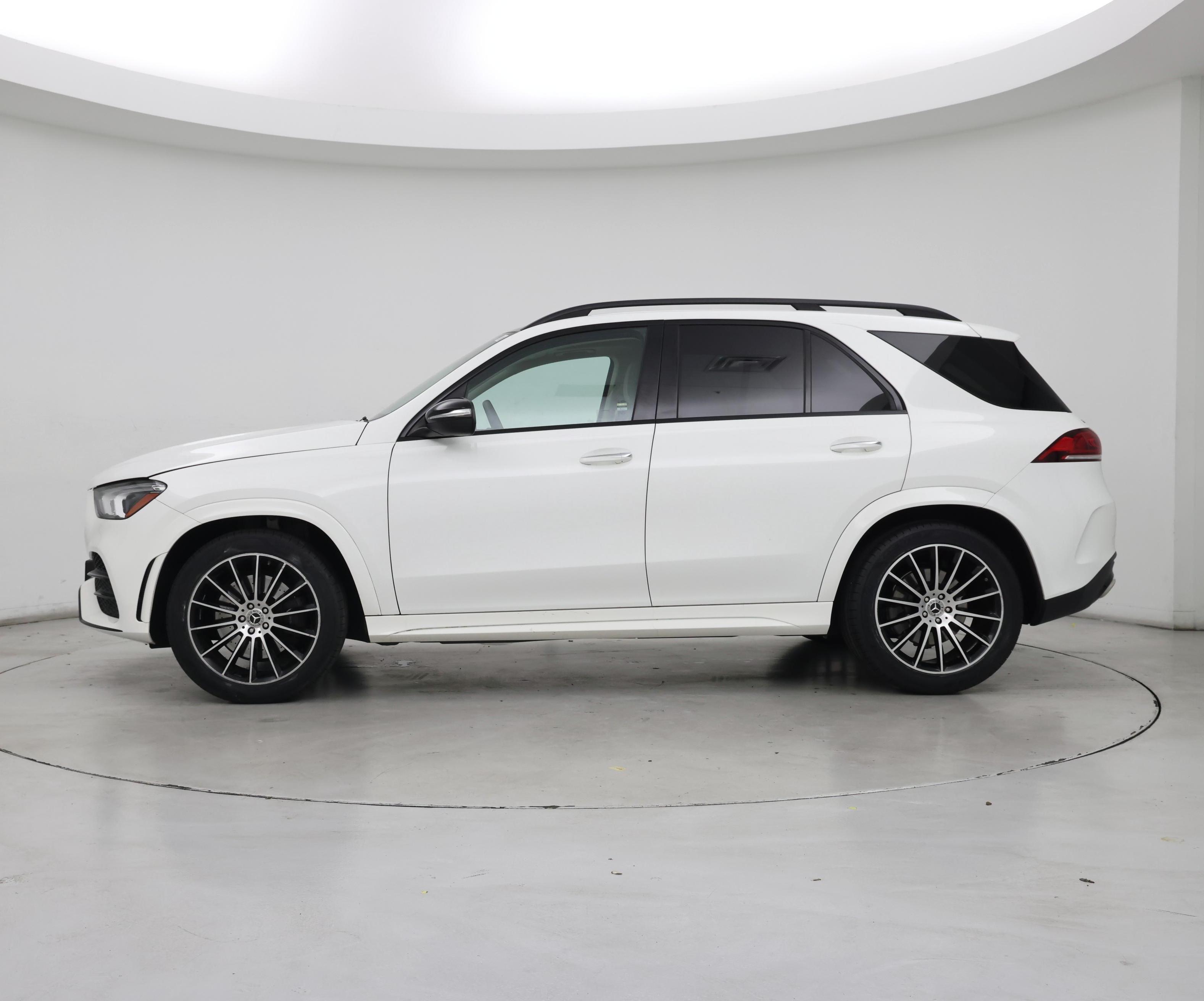 Thumbnail: 2020 Mercedes-Benz GLE - 3