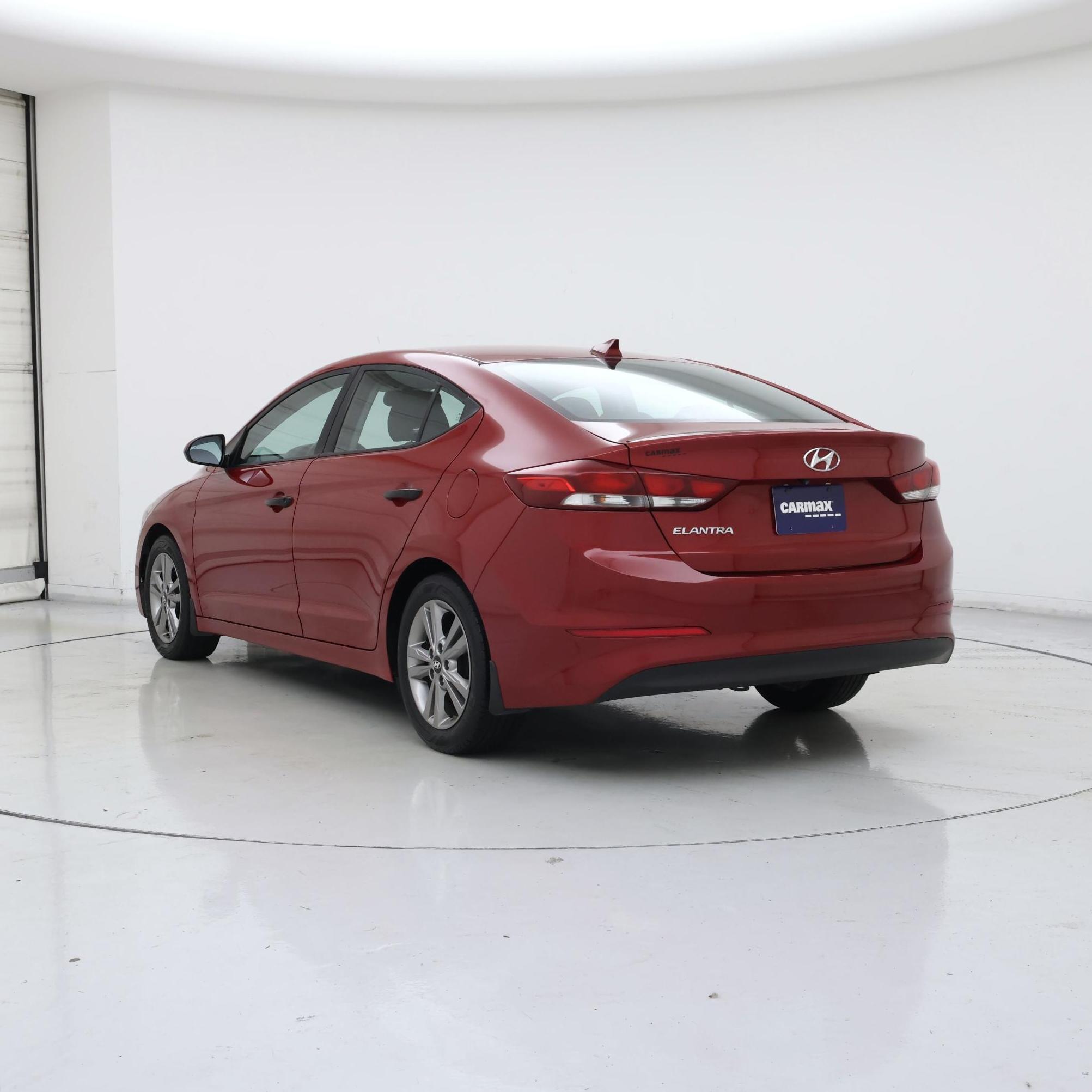 Thumbnail: 2017 Hyundai Elantra - 2