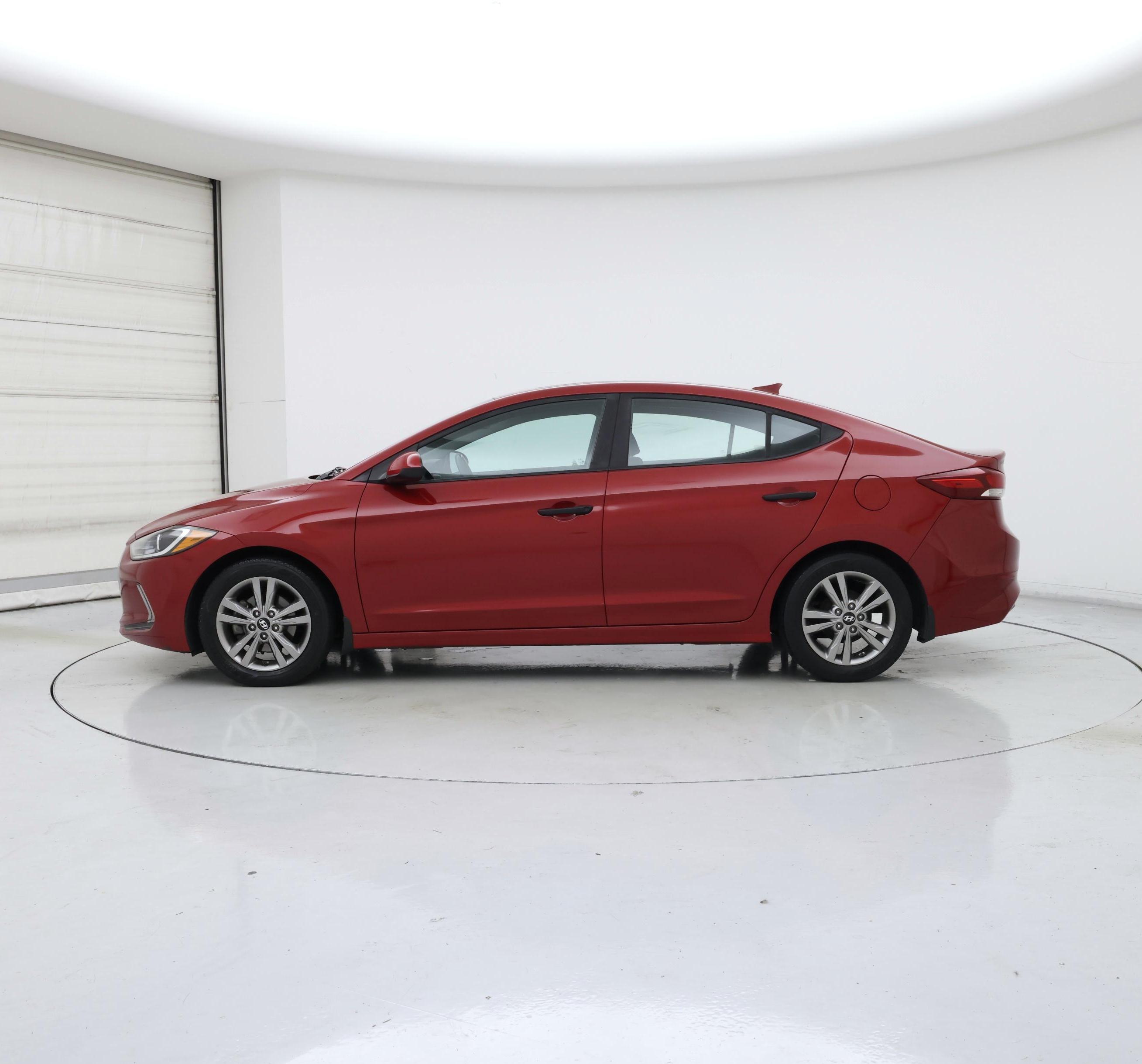 Thumbnail: 2017 Hyundai Elantra - 3