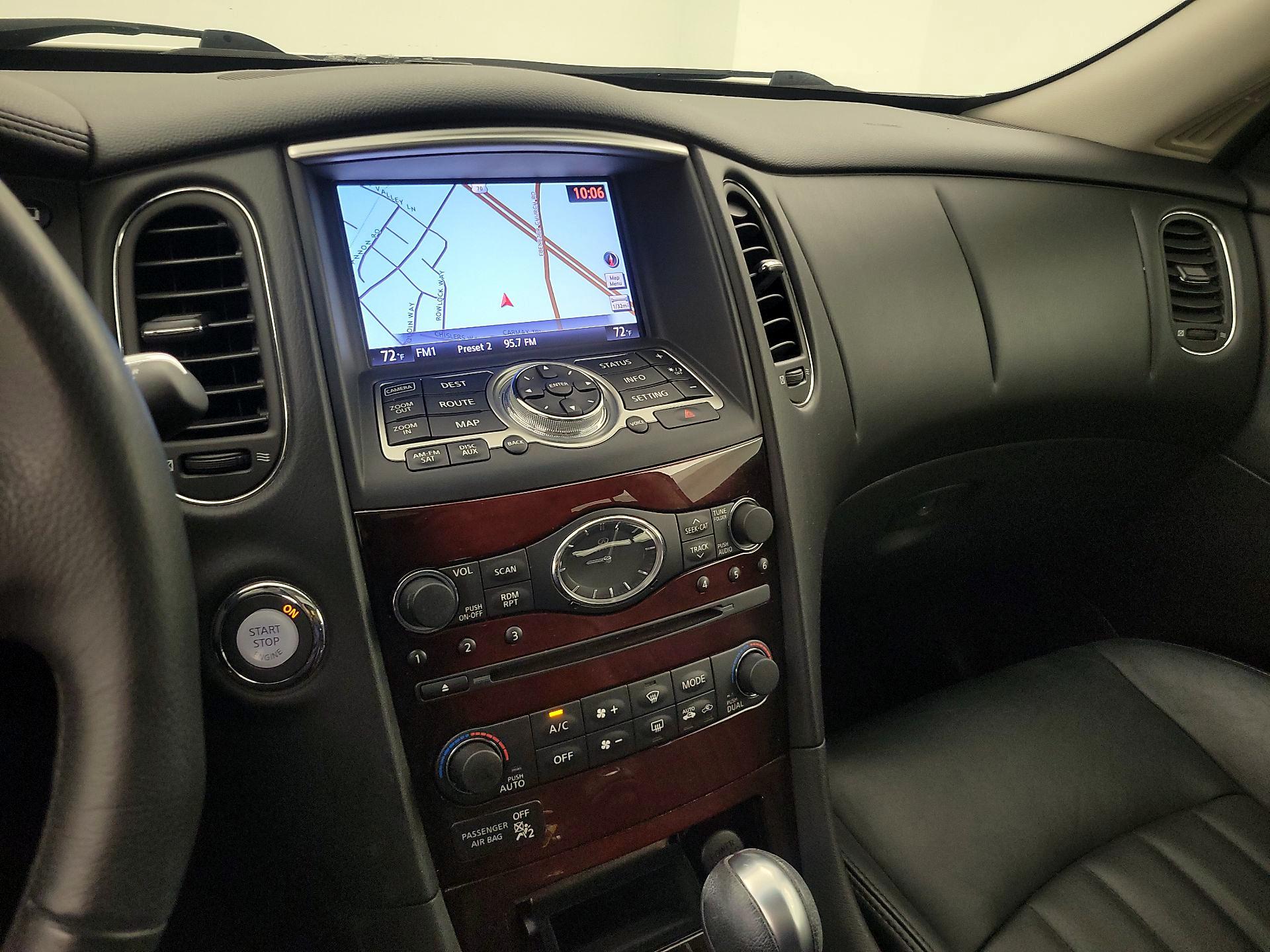 Thumbnail: 2016 INFINITI QX50 - 14