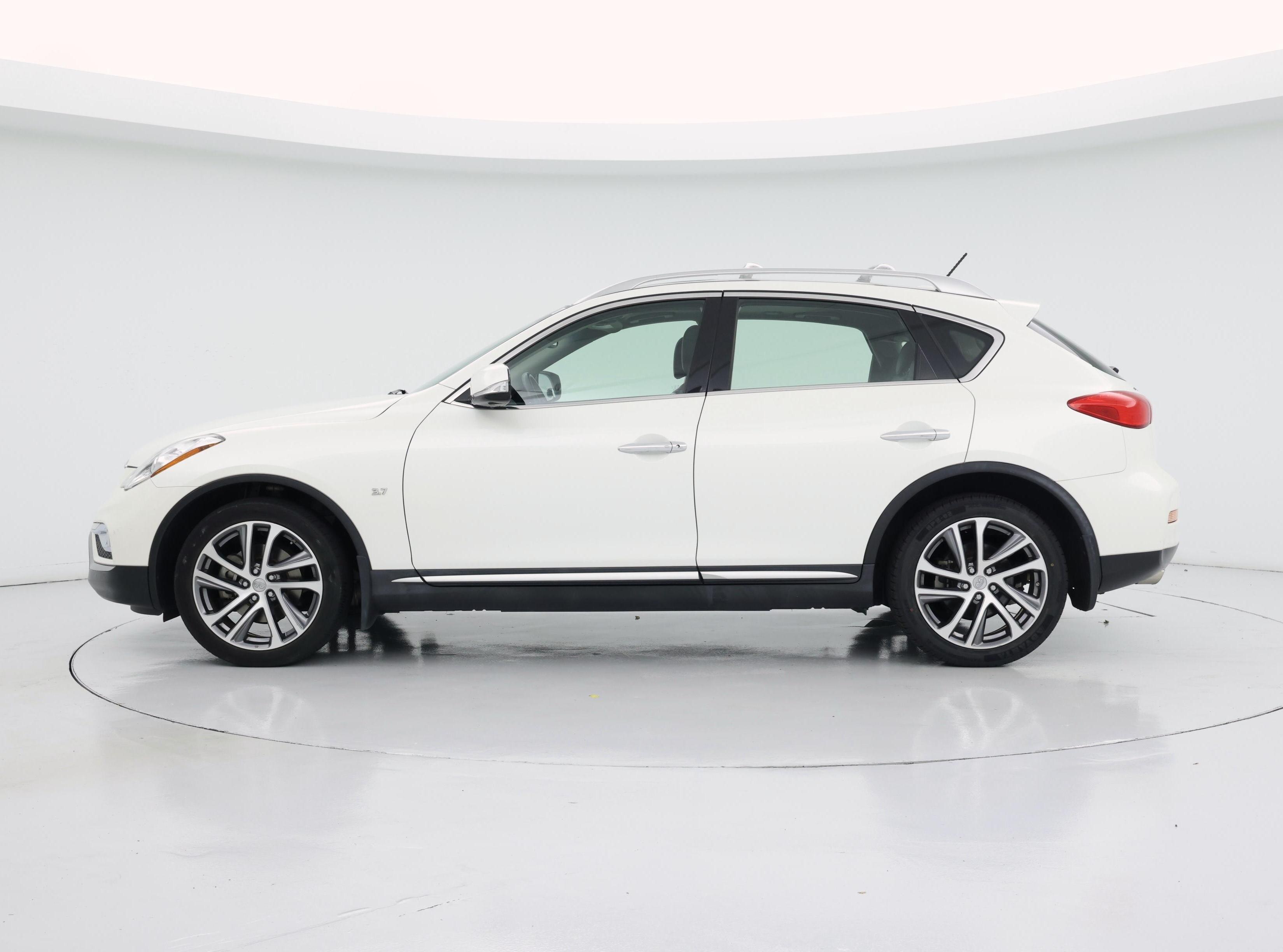 Thumbnail: 2016 INFINITI QX50 - 3