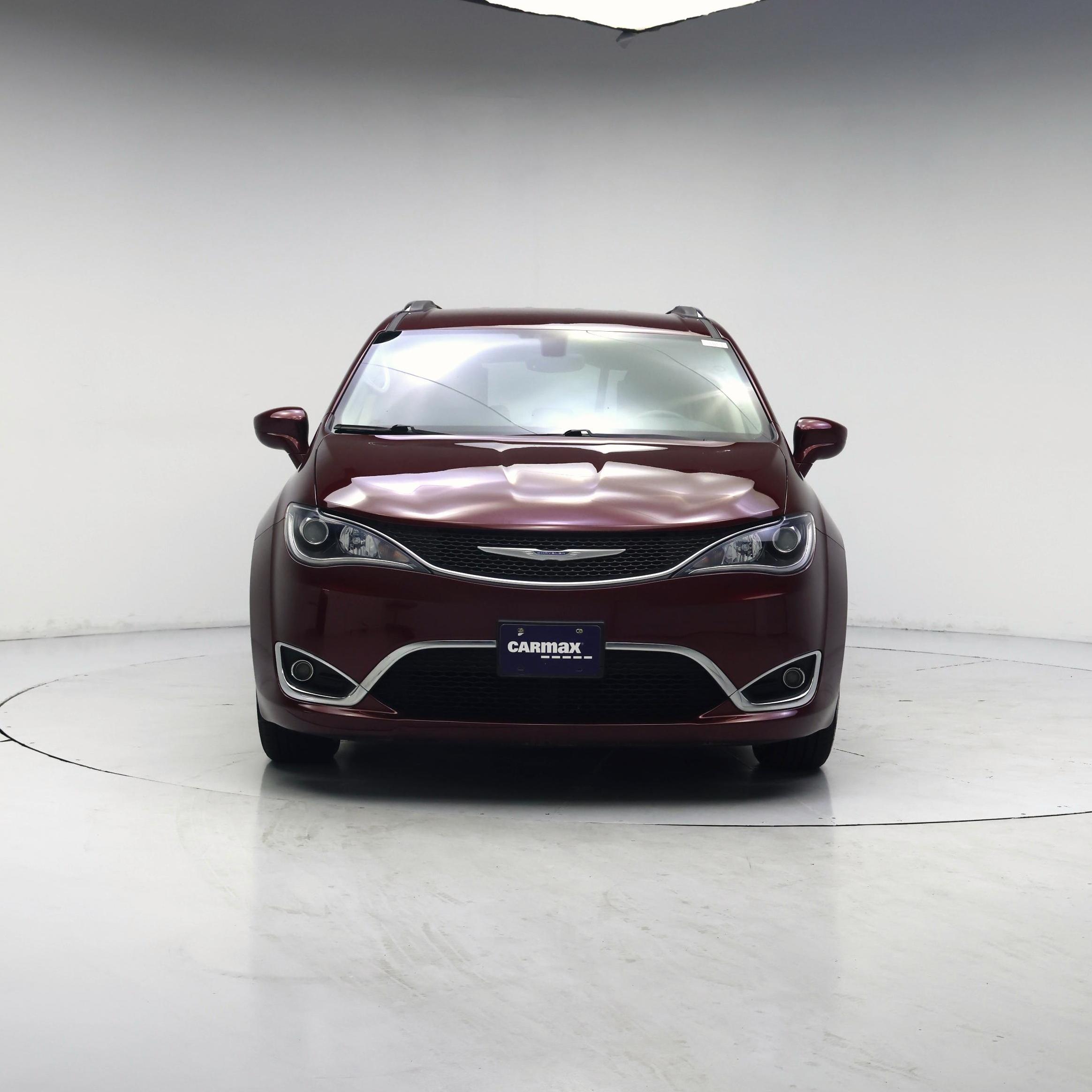 Thumbnail: 2018 Chrysler Pacifica - 5