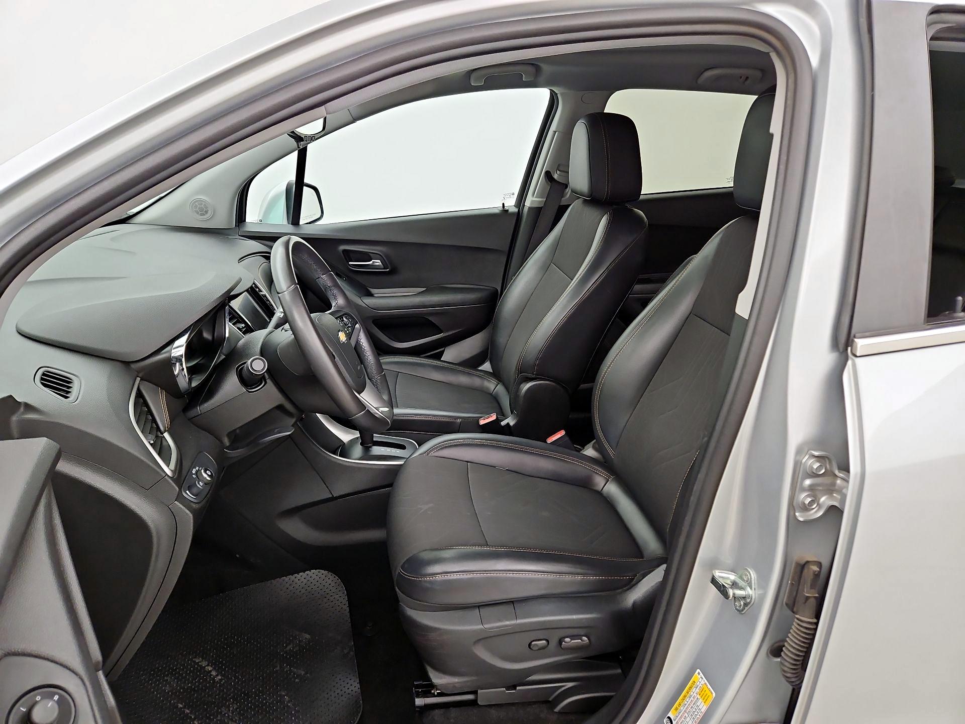 Thumbnail: 2020 Chevrolet Trax - 11