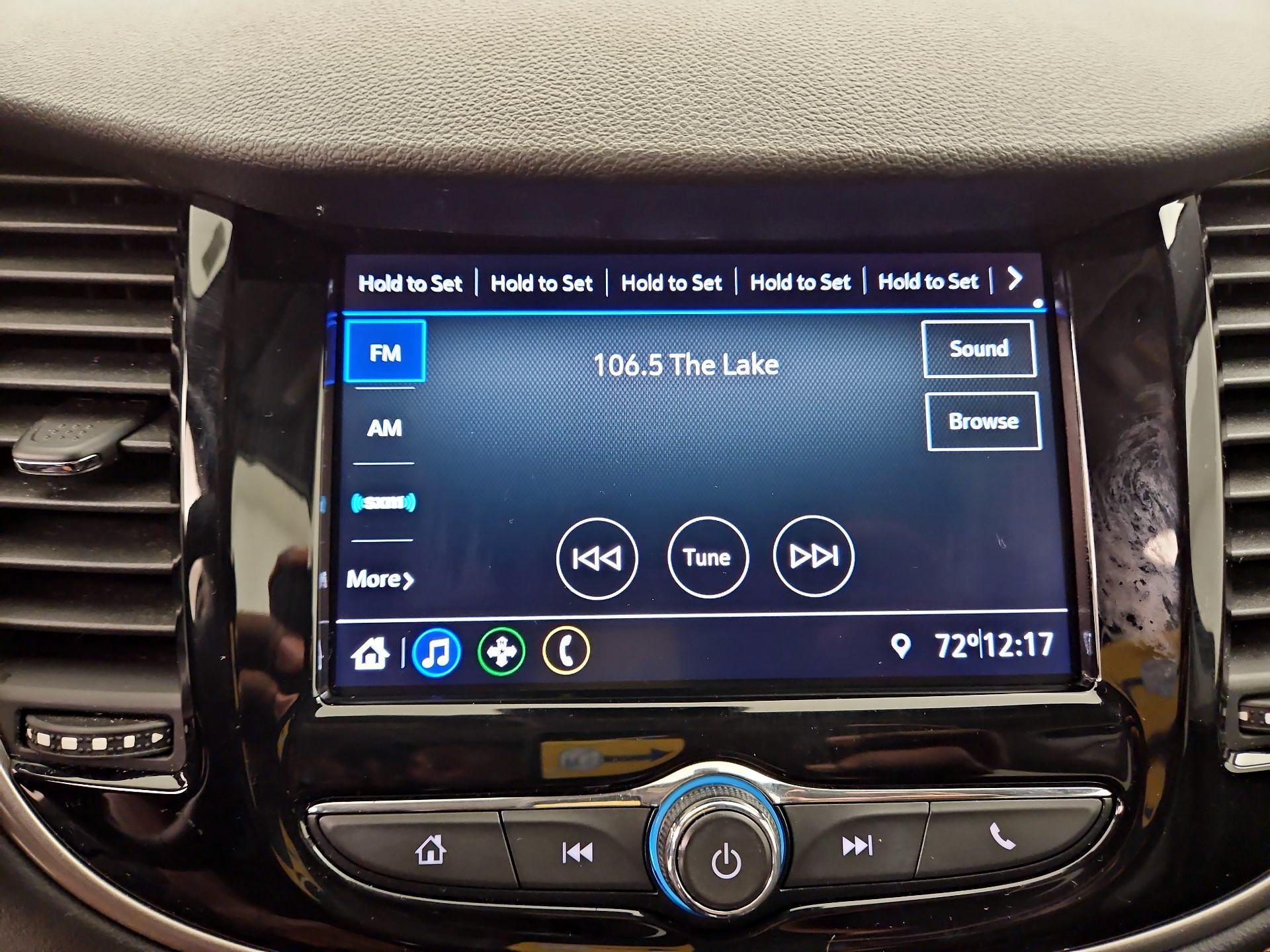 Thumbnail: 2020 Chevrolet Trax - 15