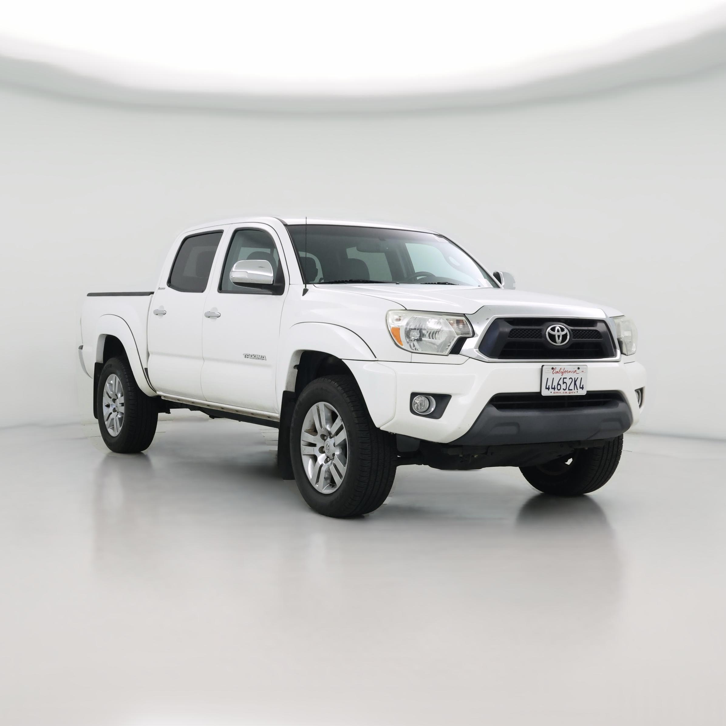 Thumbnail: 2015 Toyota Tacoma - 1