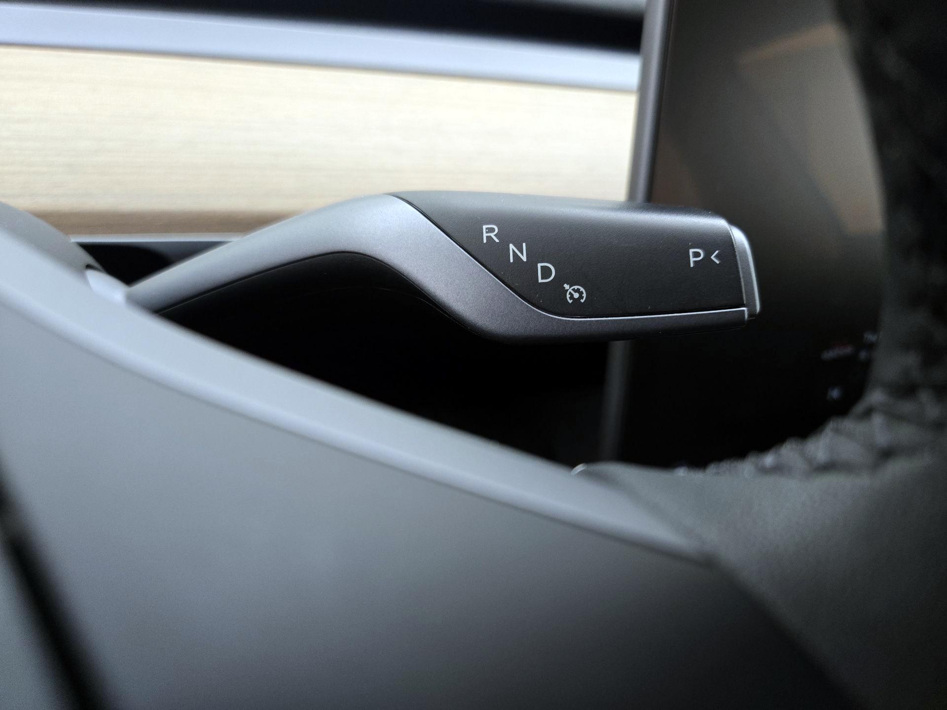 Thumbnail: 2023 Tesla Model 3 - 17