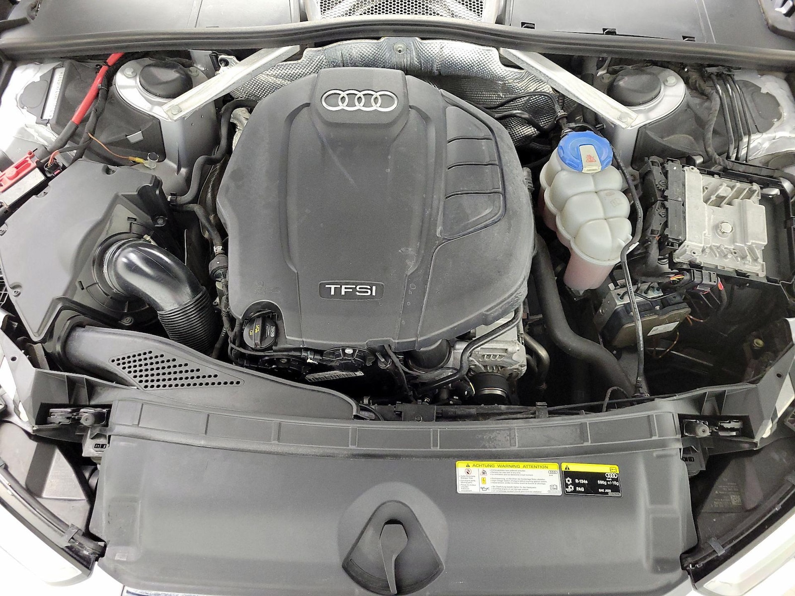 2017 Audi A4 Premium - Photo 23