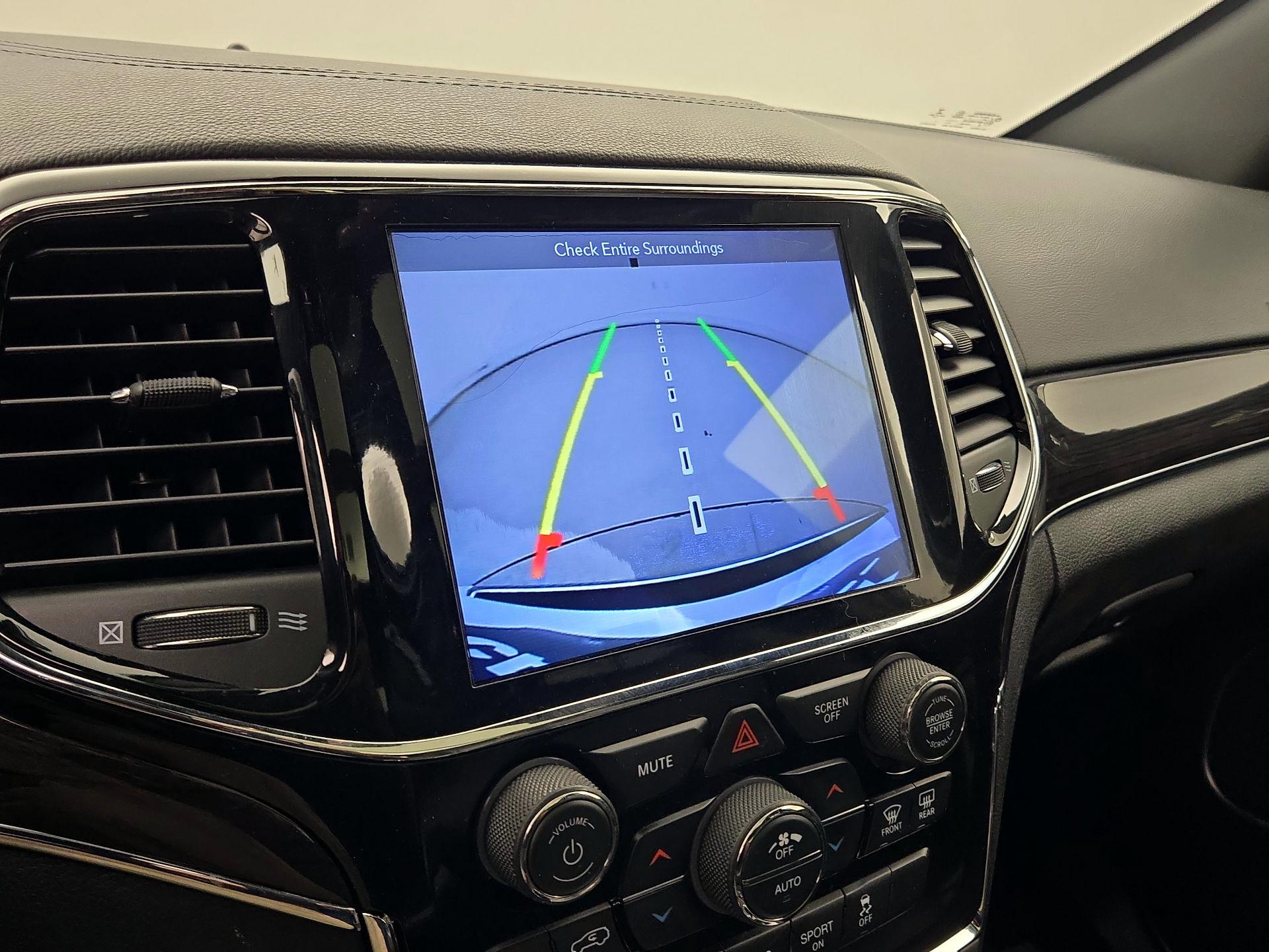 Thumbnail: 2019 Jeep Grand Cherokee - 15