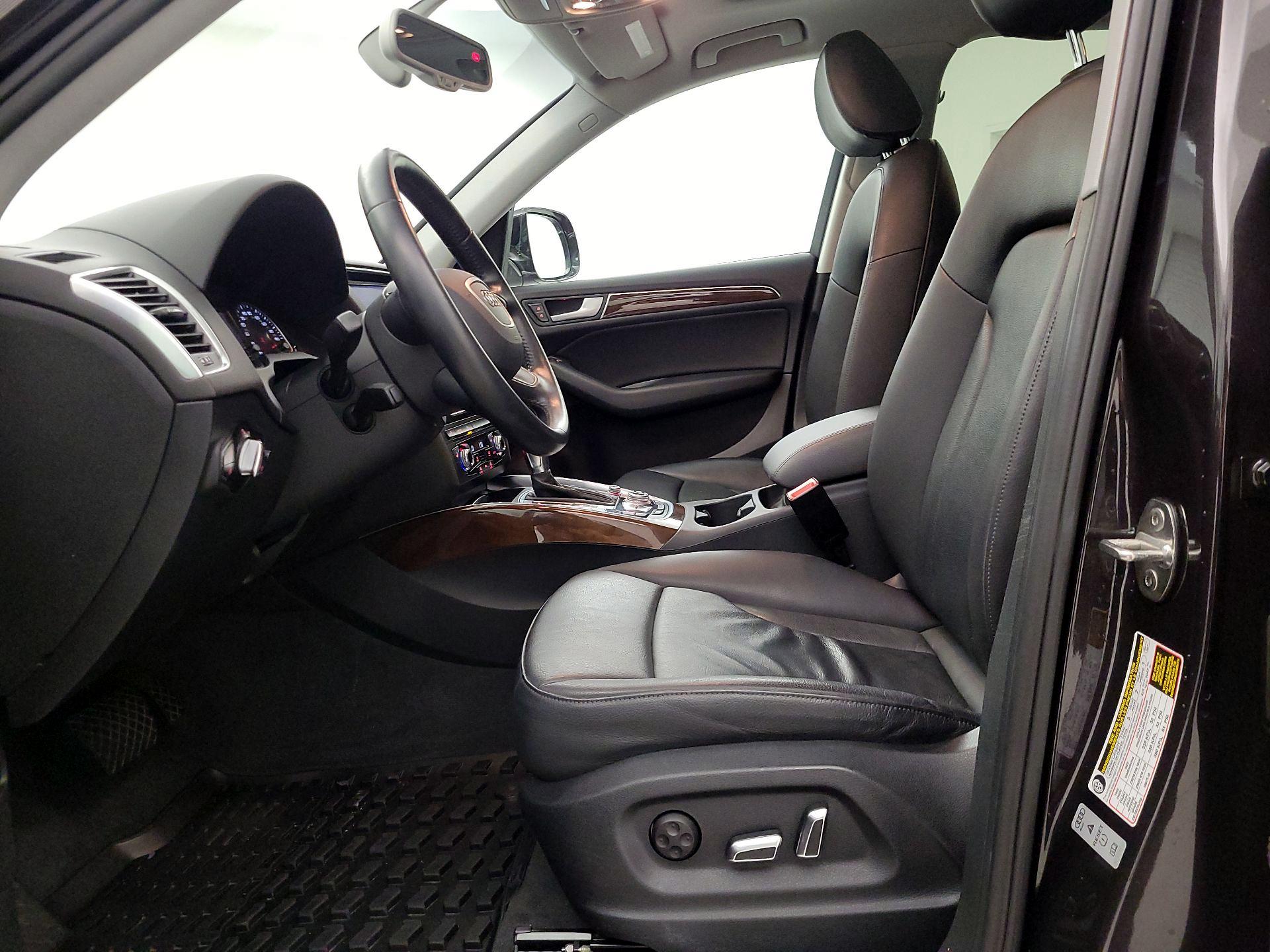 Thumbnail: 2015 Audi Q5 - 11