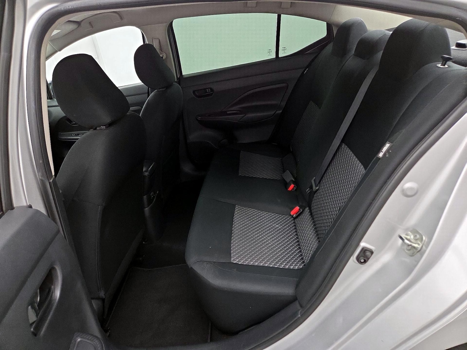 2020 Nissan Versa Sedan S - Photo 20