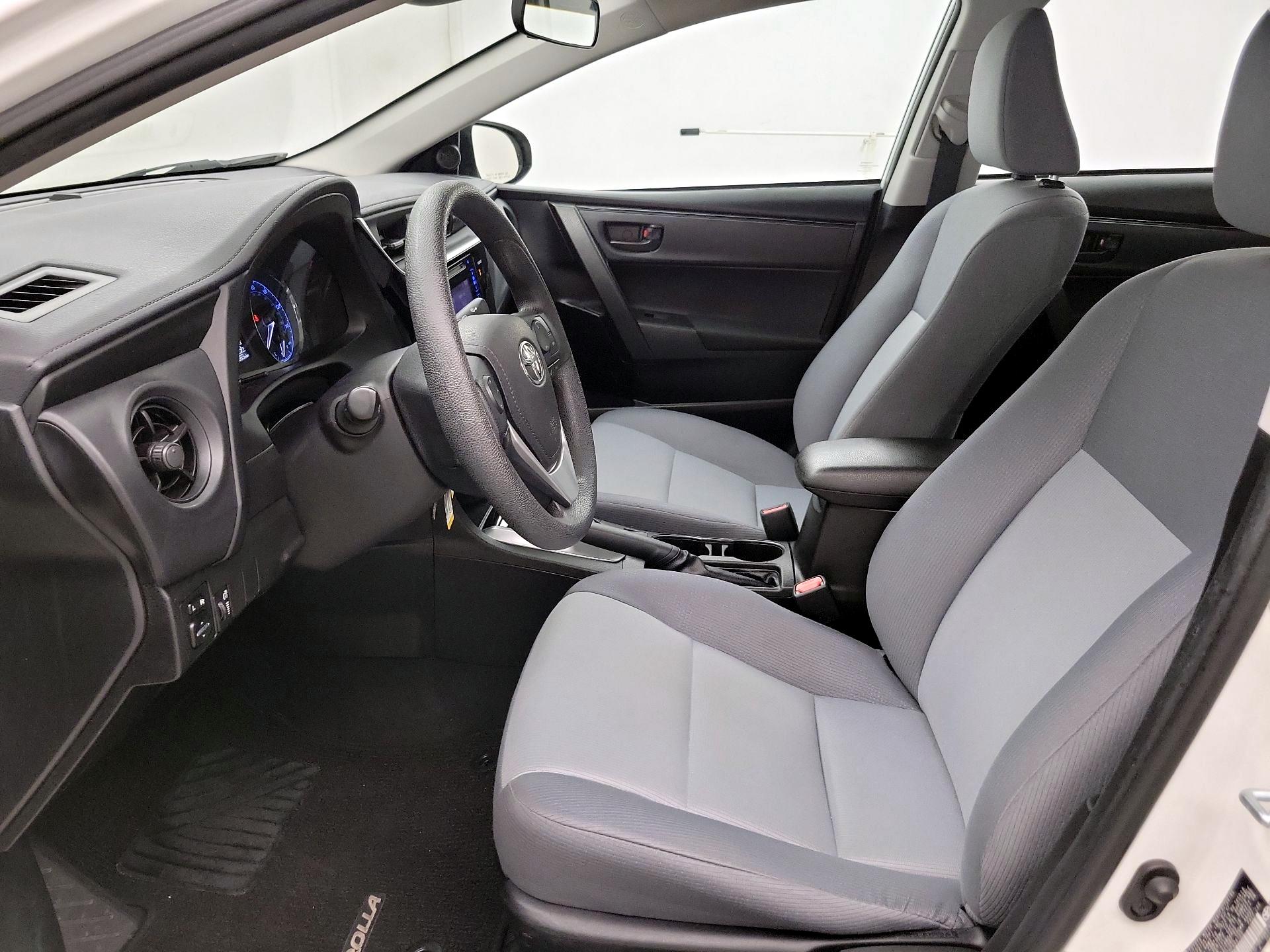 Thumbnail: 2017 Toyota Corolla - 11