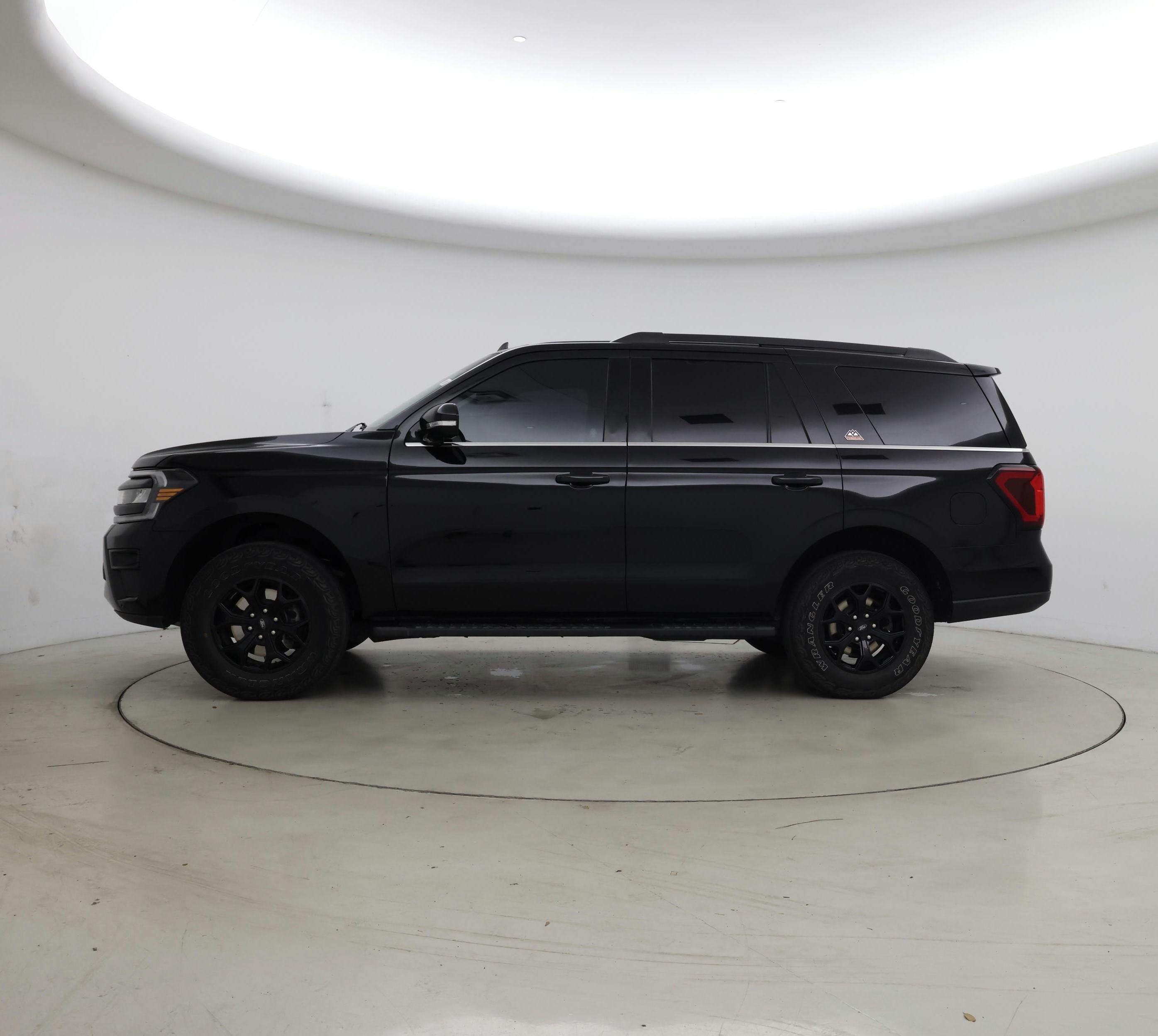 Thumbnail: 2023 Ford Expedition - 3