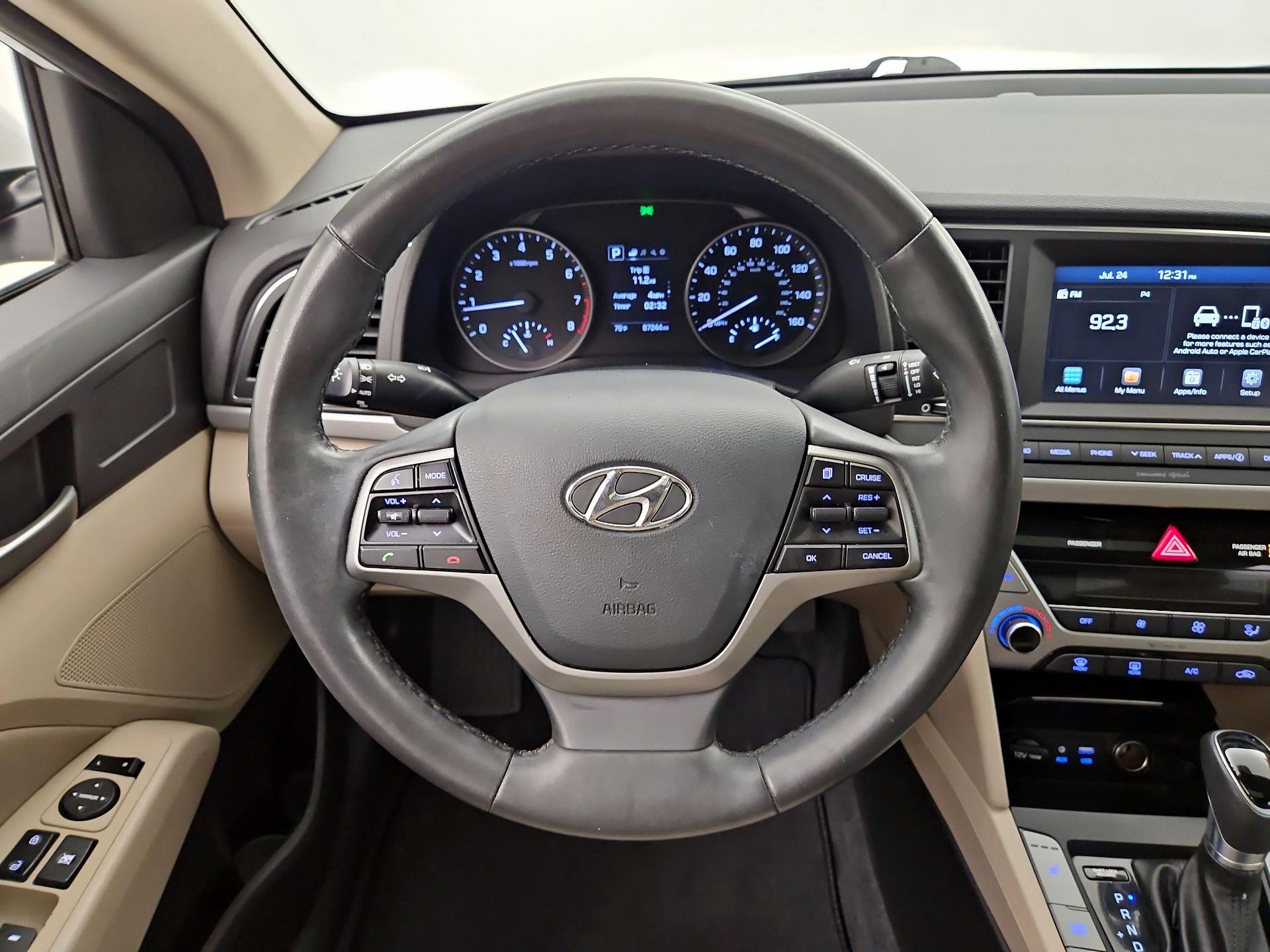 Thumbnail: 2018 Hyundai Elantra - 10