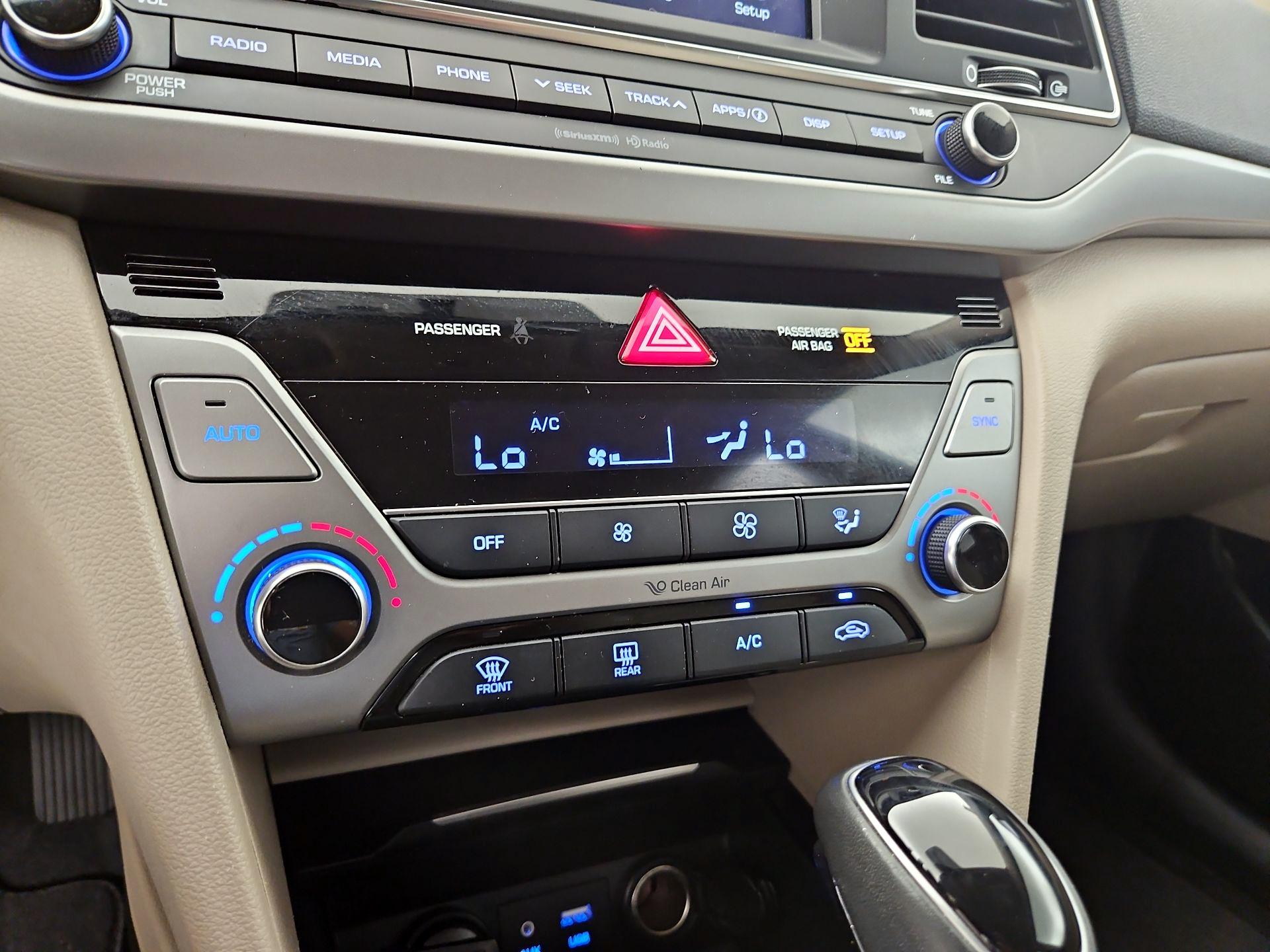 Thumbnail: 2018 Hyundai Elantra - 16
