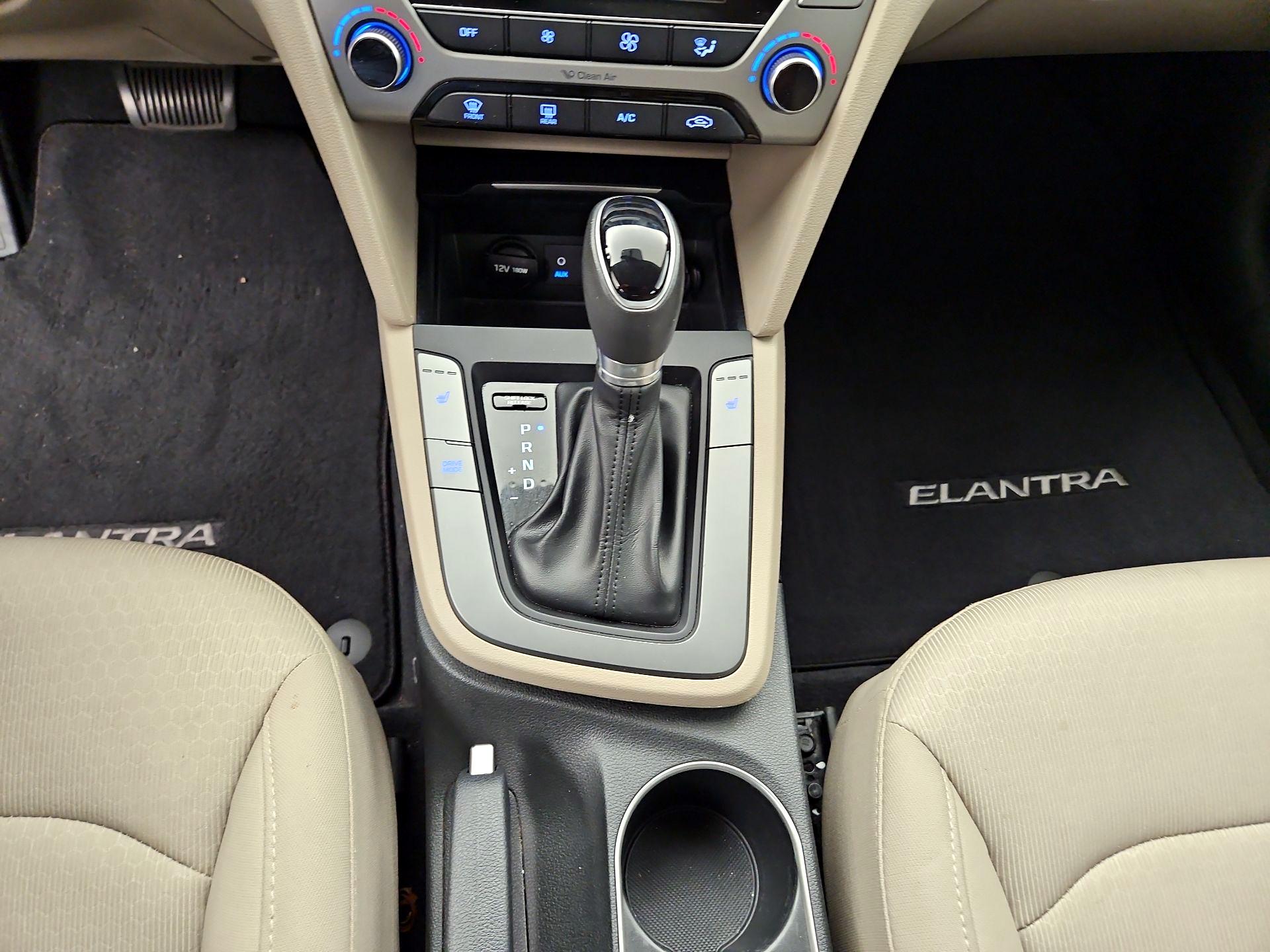 Thumbnail: 2018 Hyundai Elantra - 17