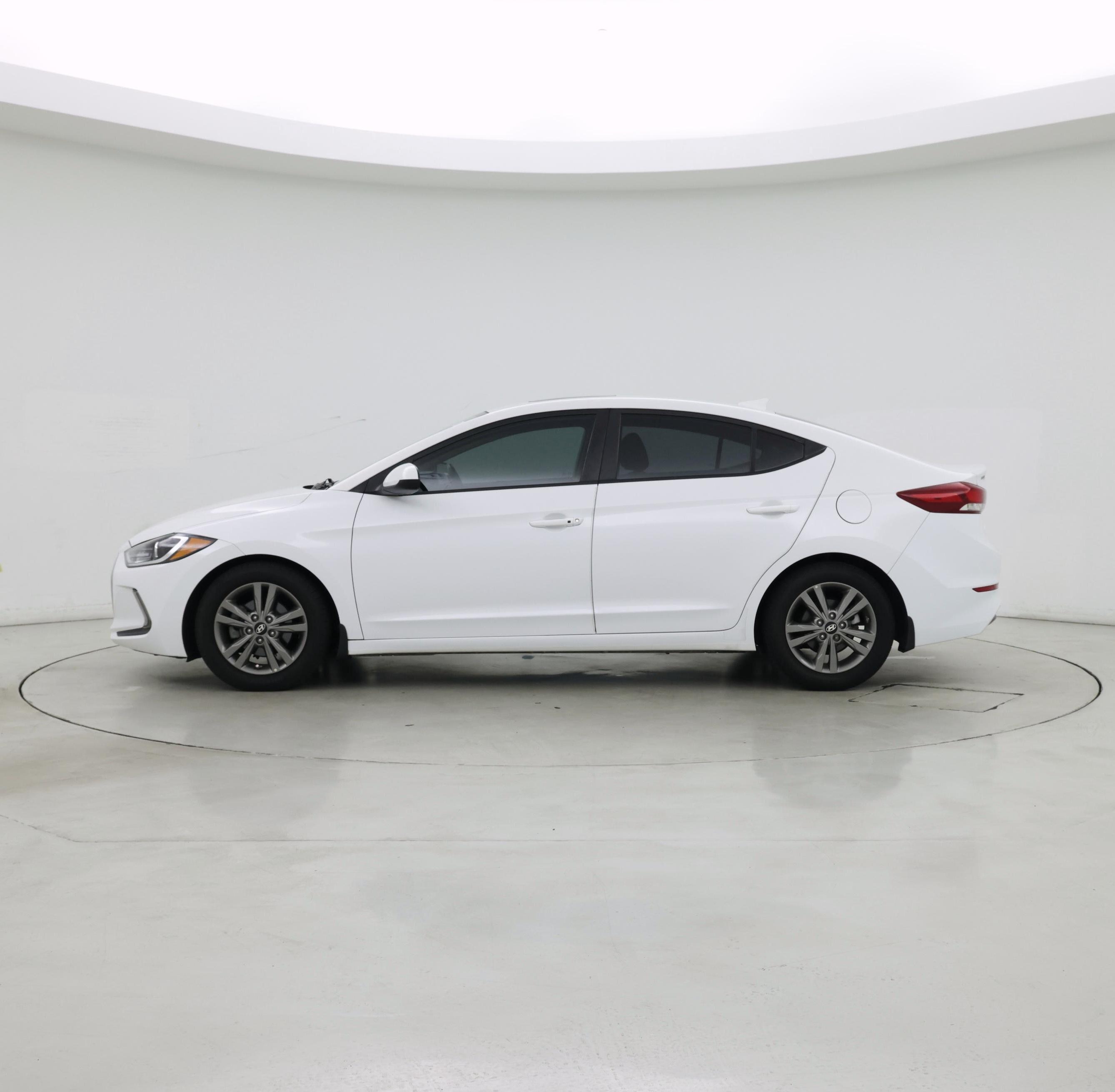 Thumbnail: 2018 Hyundai Elantra - 3