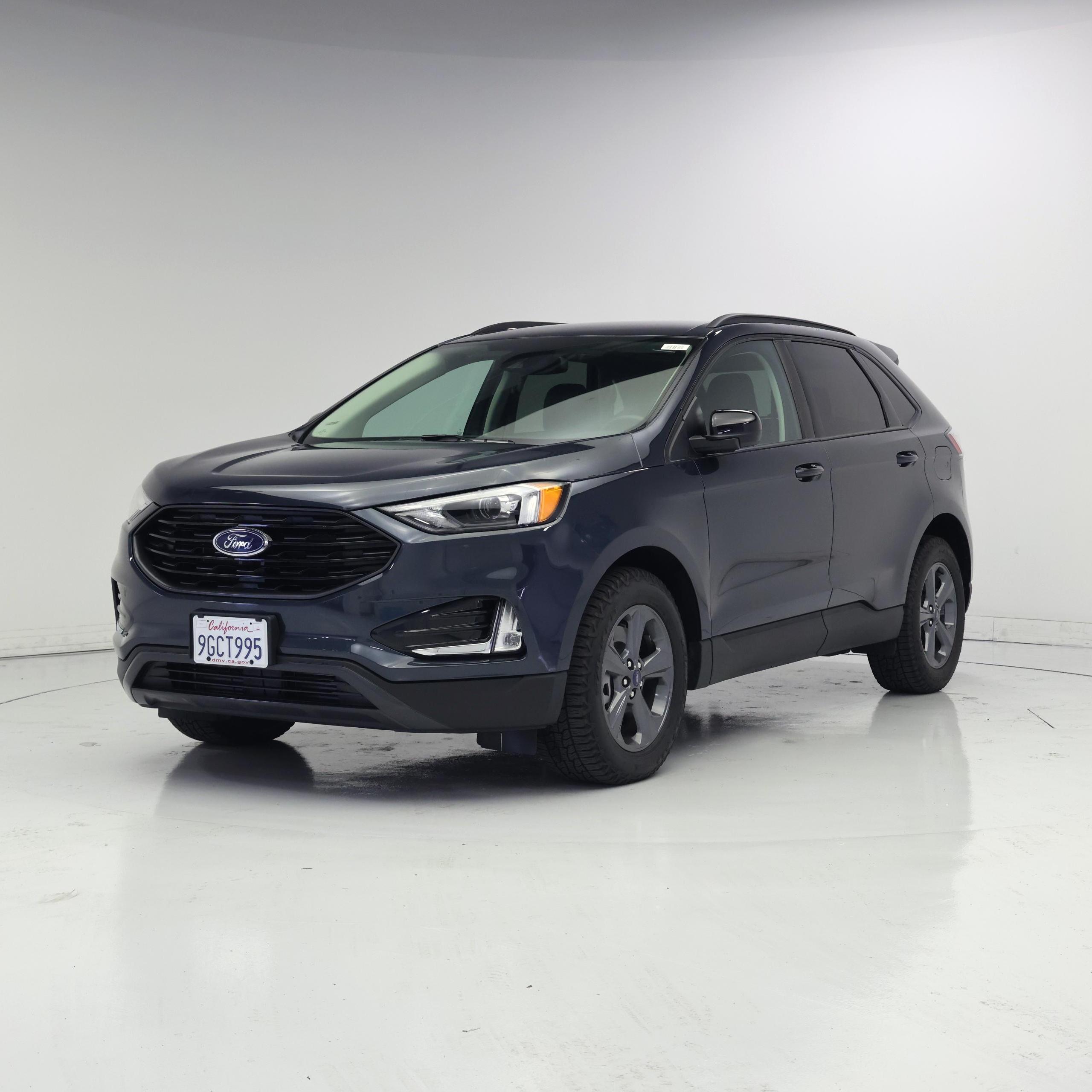 Thumbnail: 2023 Ford Edge - 4