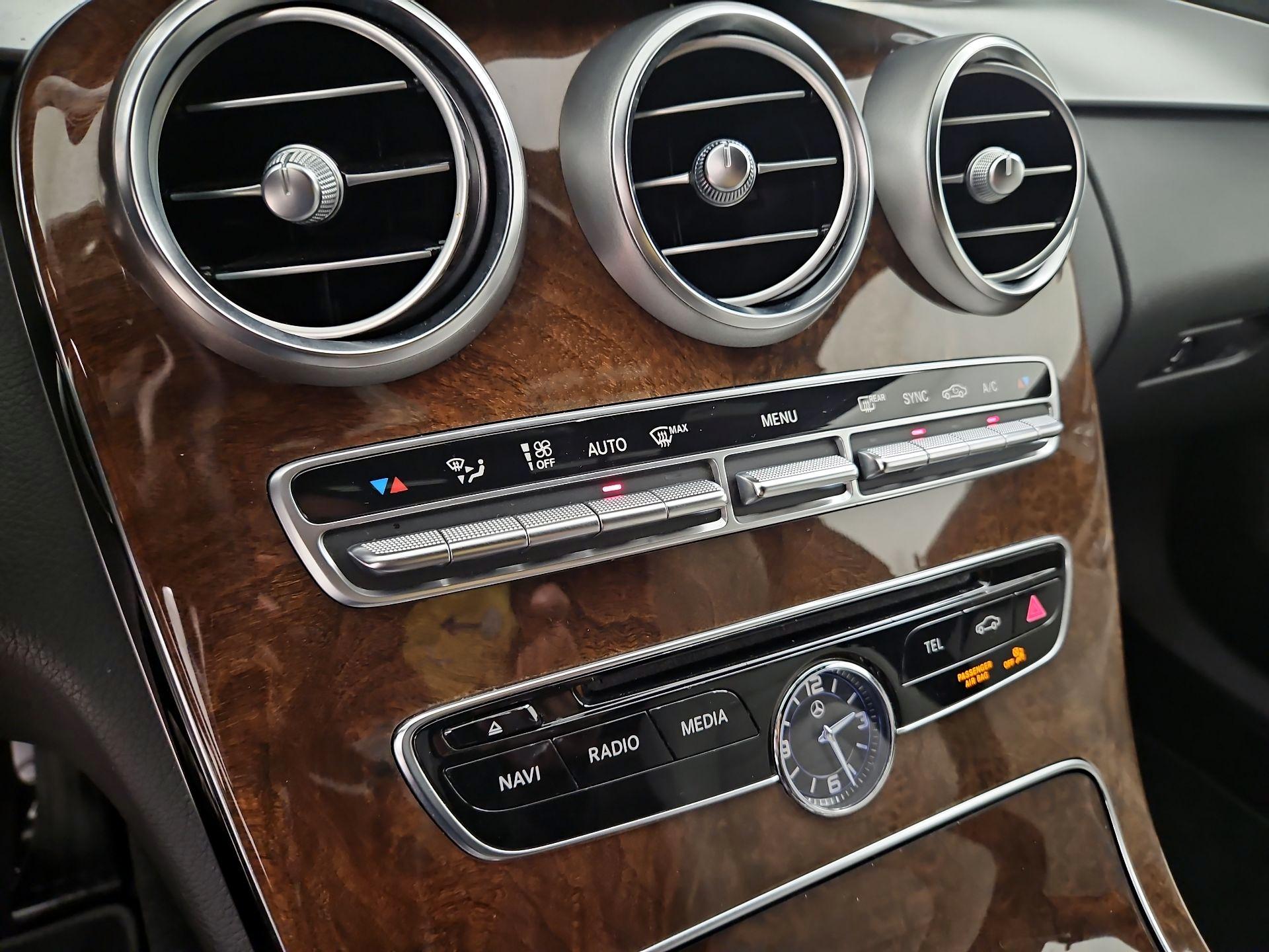 Thumbnail: 2018 Mercedes-Benz C-Class - 17