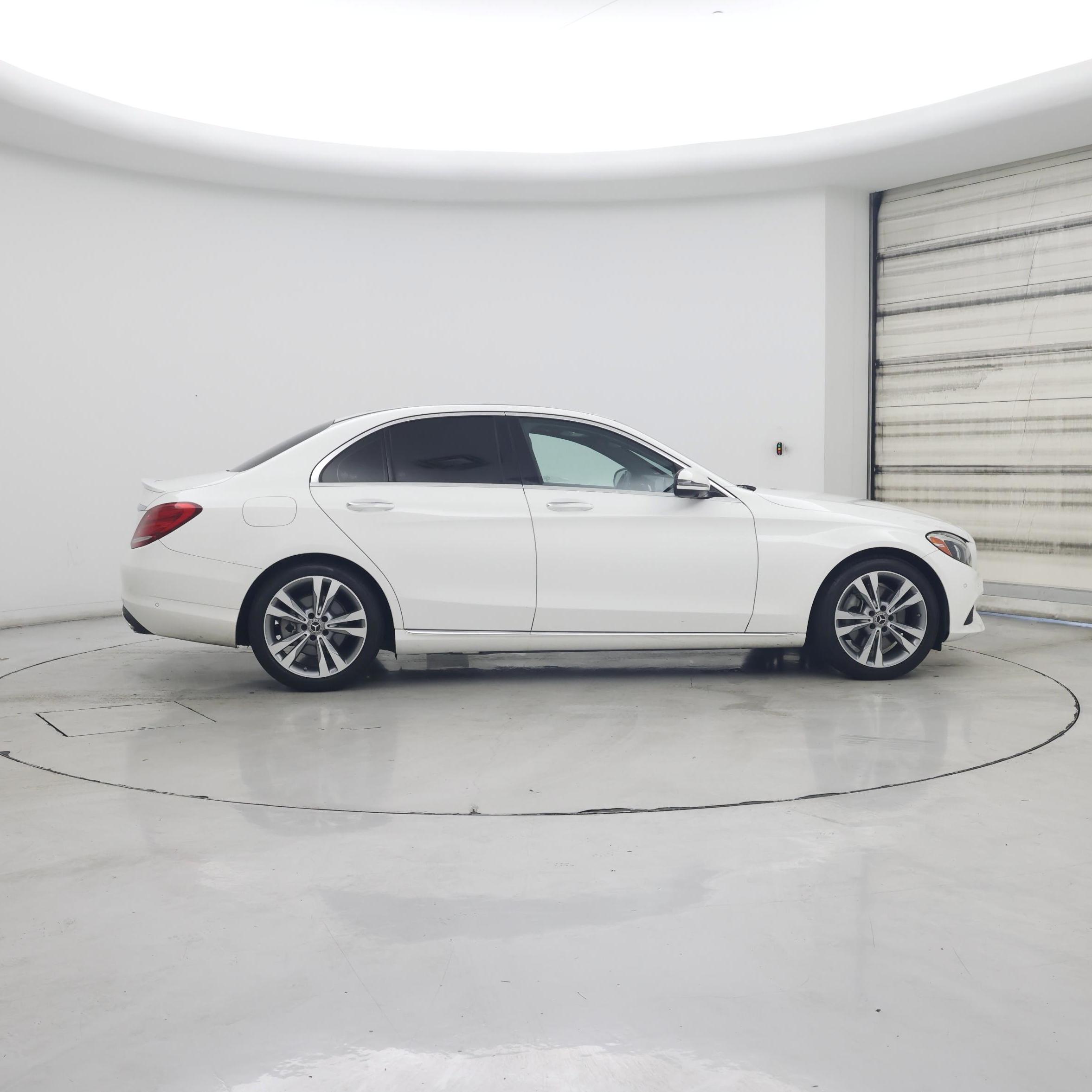 Thumbnail: 2018 Mercedes-Benz C-Class - 7