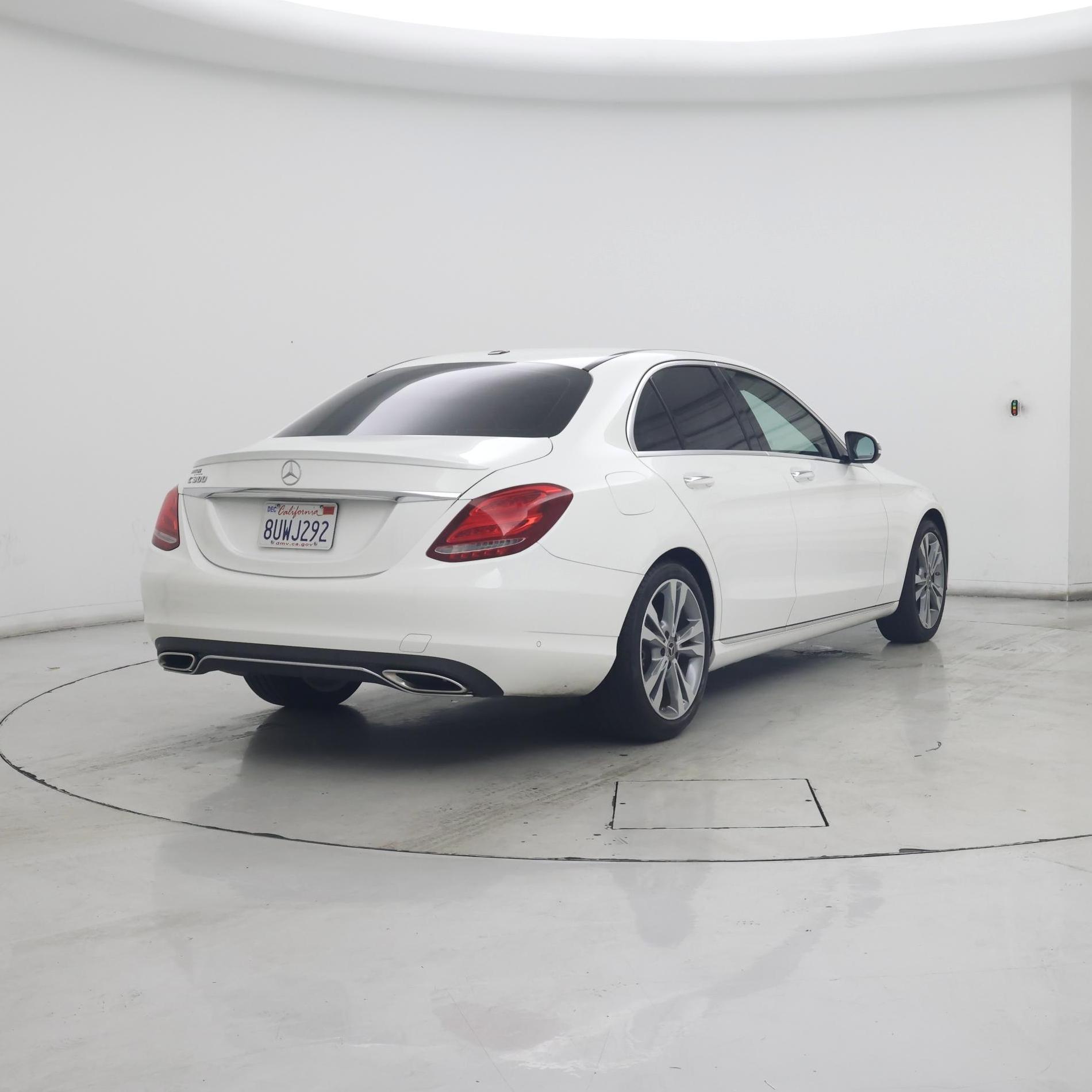 Thumbnail: 2018 Mercedes-Benz C-Class - 8