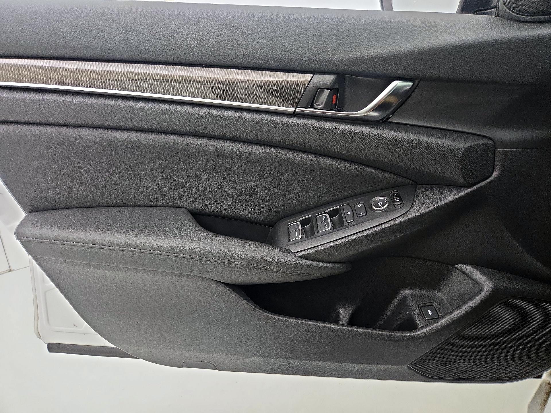 Thumbnail: 2021 Honda Accord - 12