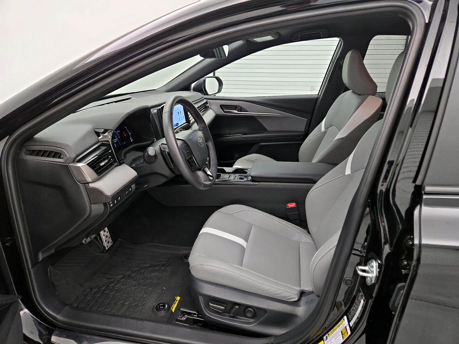Thumbnail: 2026 Toyota Camry - 11