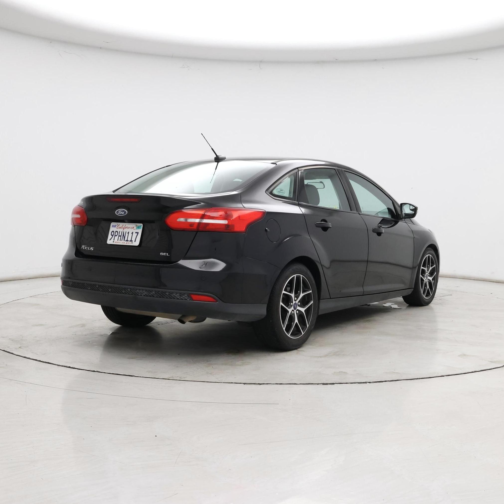 Thumbnail: 2018 Ford Focus - 8