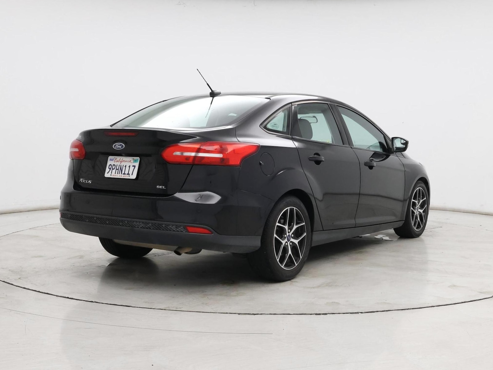 2018 Ford Focus SEL - Photo 9