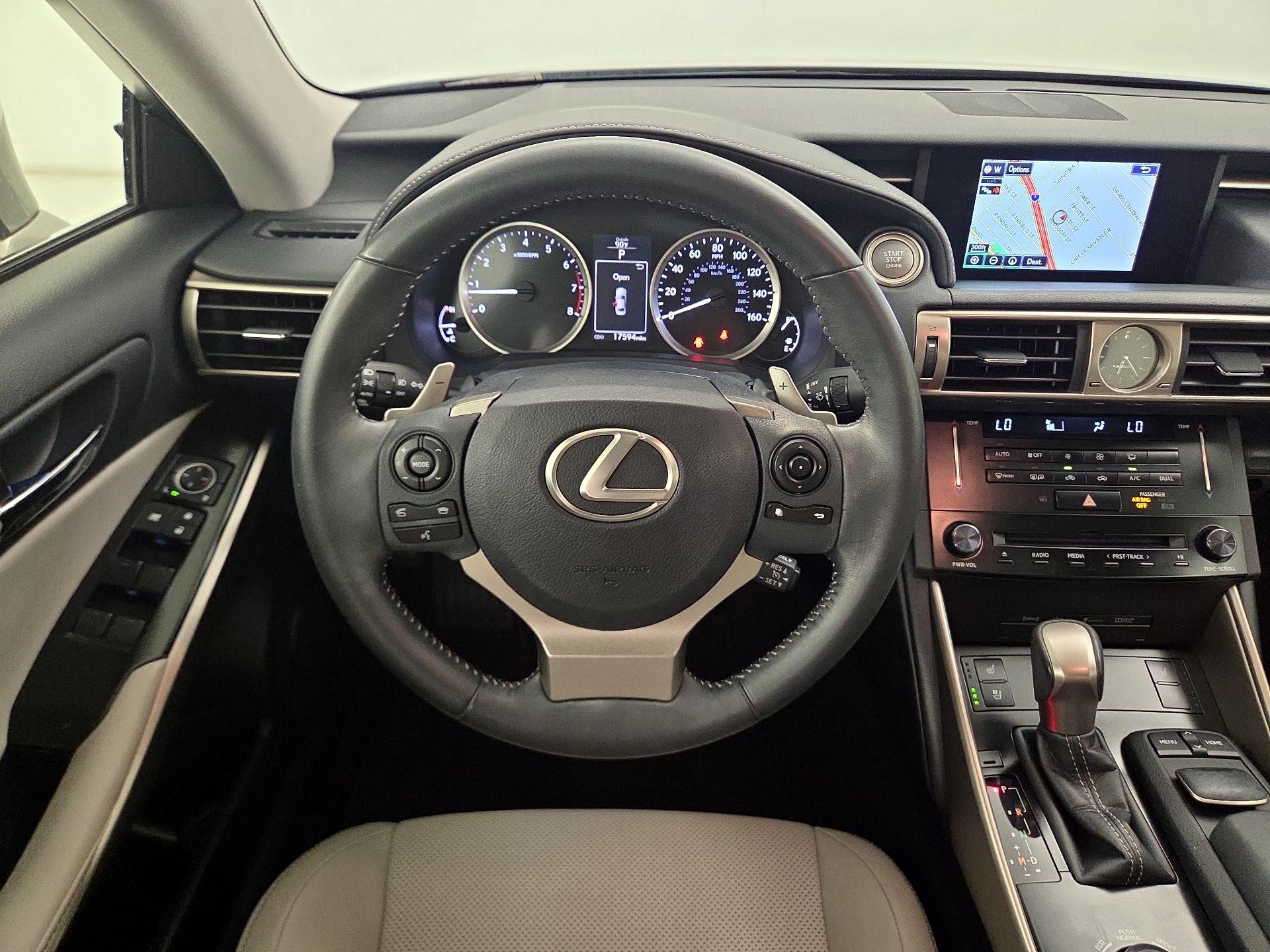 Thumbnail: 2014 Lexus IS - 10