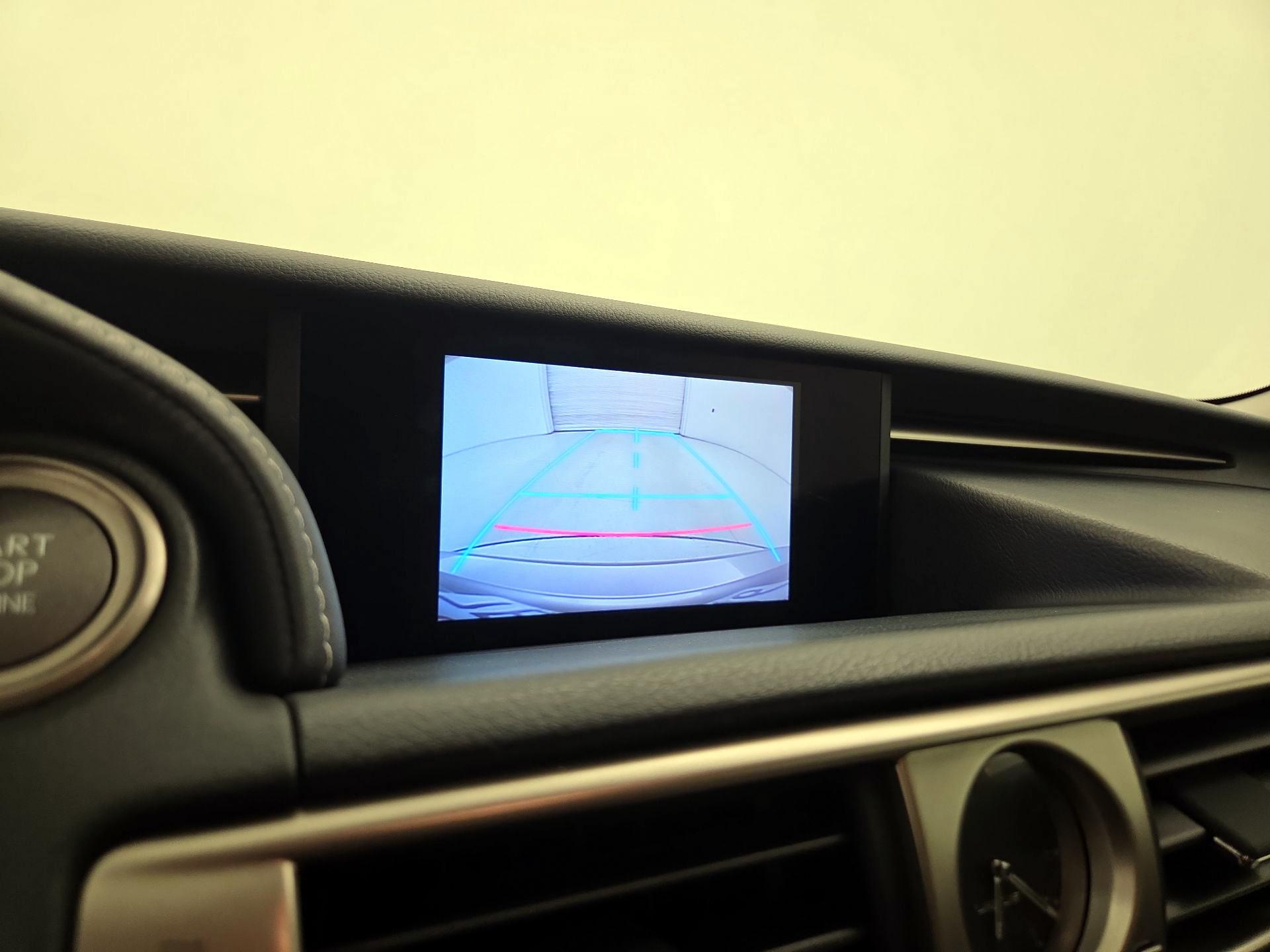 Thumbnail: 2014 Lexus IS - 15