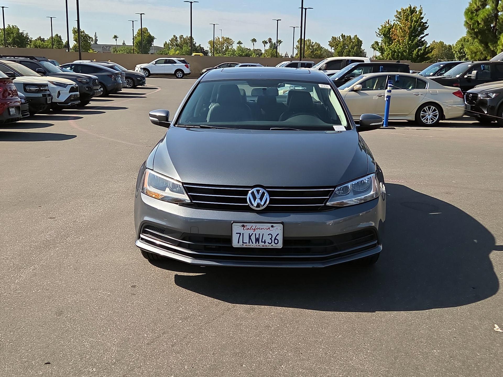 Thumbnail: 2015 Volkswagen Jetta - 2