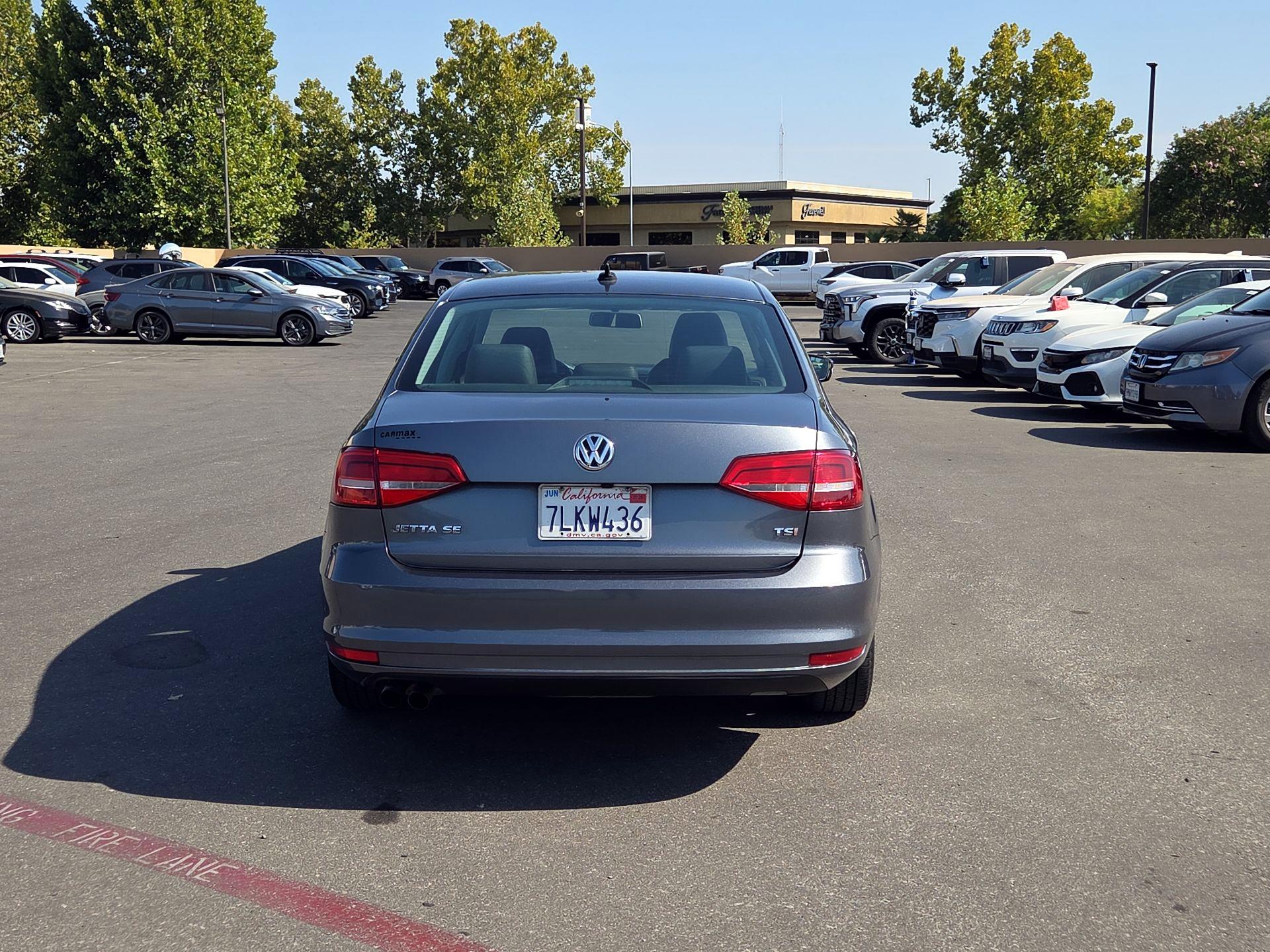 Thumbnail: 2015 Volkswagen Jetta - 6