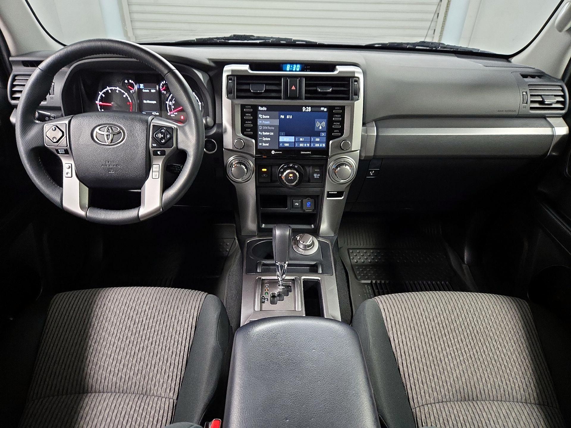 Thumbnail: 2022 Toyota 4Runner - 9