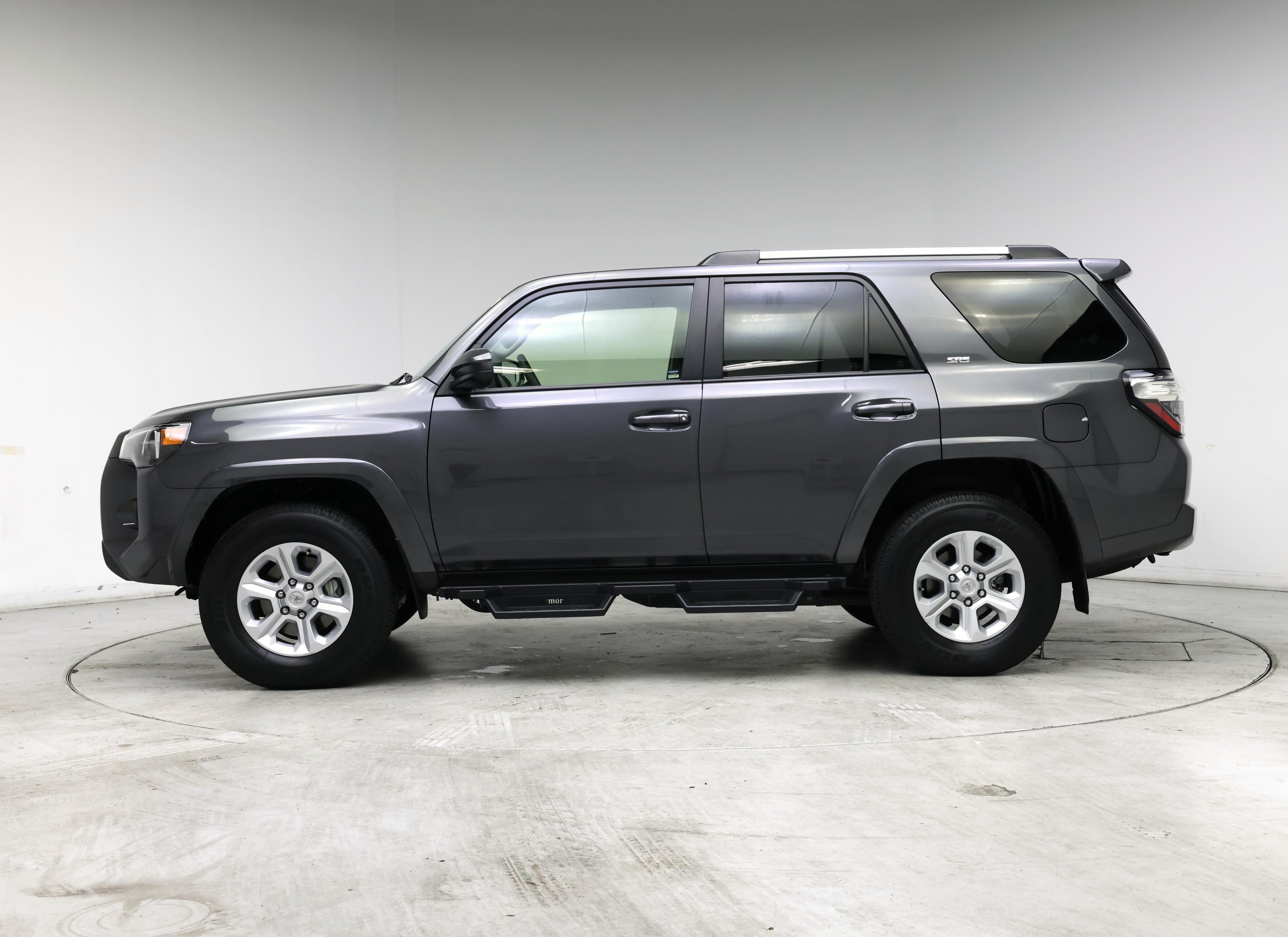 Thumbnail: 2022 Toyota 4Runner - 3