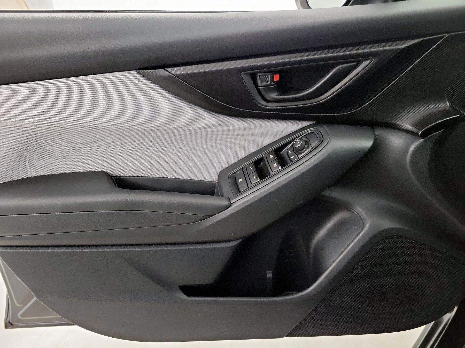 Thumbnail: 2018 Subaru Crosstrek - 12