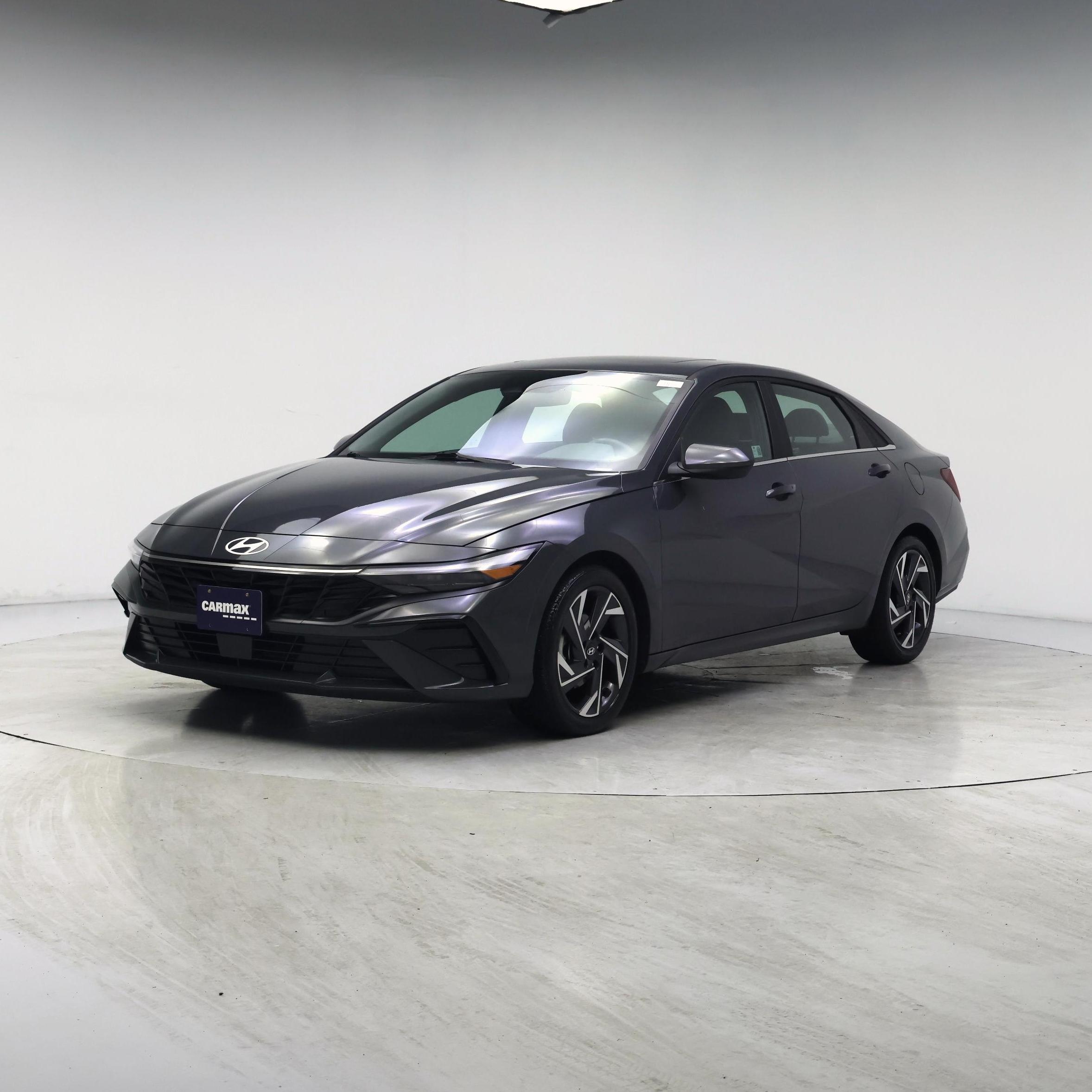 Thumbnail: 2024 Hyundai Elantra - 4