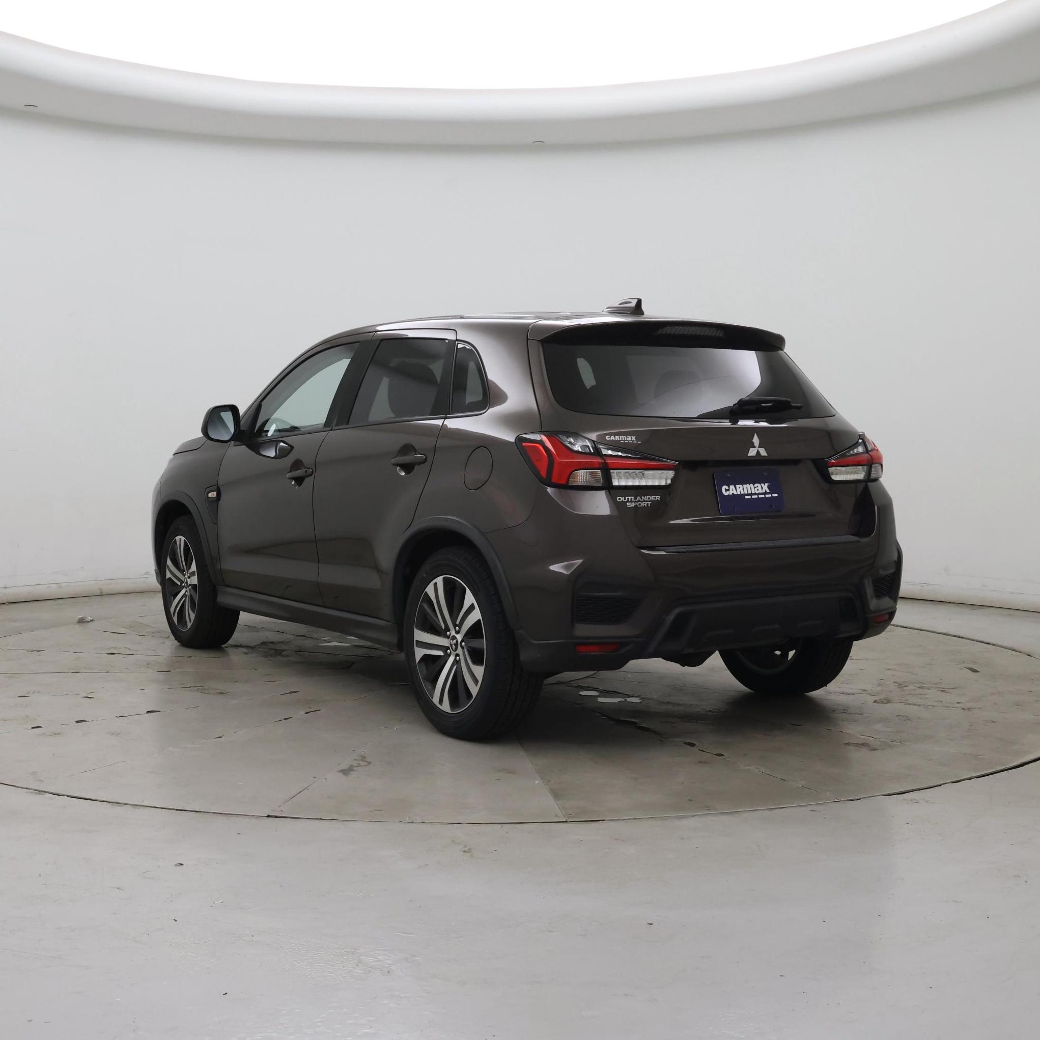 Thumbnail: 2020 Mitsubishi Outlander Sport - 2