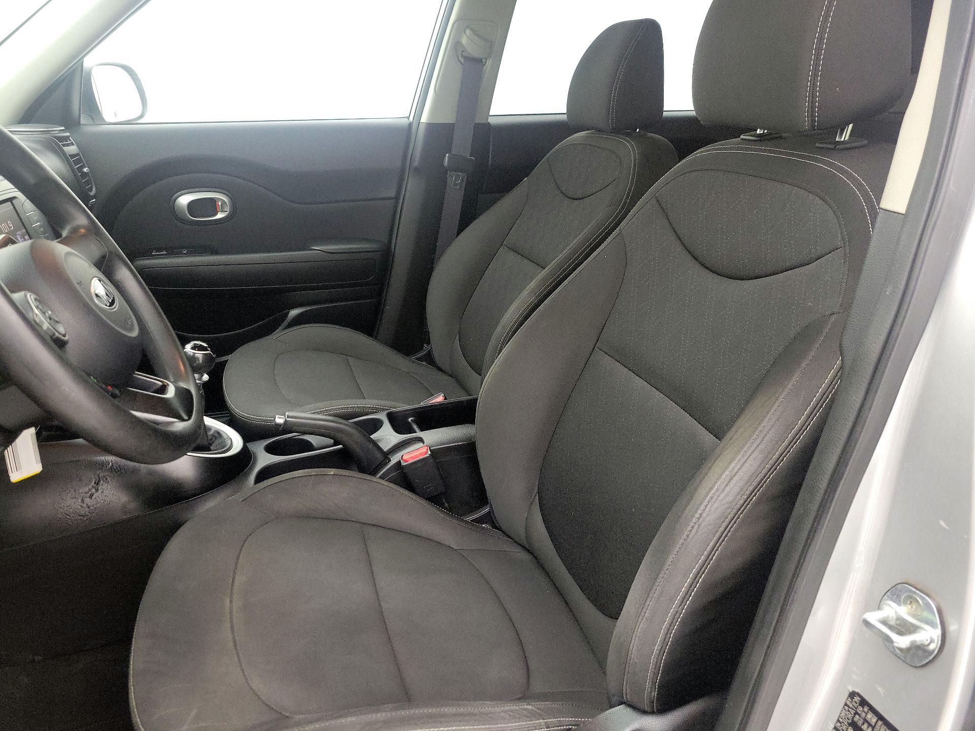 Thumbnail: 2017 Kia Soul - 11