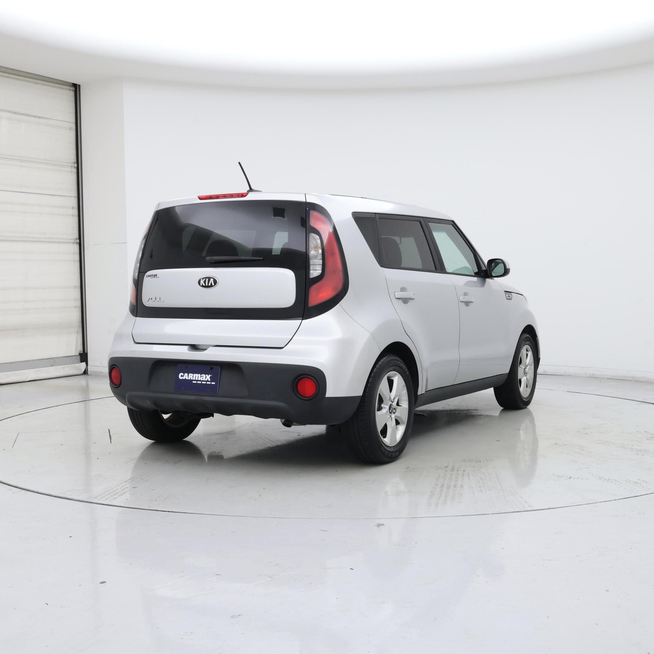 Thumbnail: 2017 Kia Soul - 8