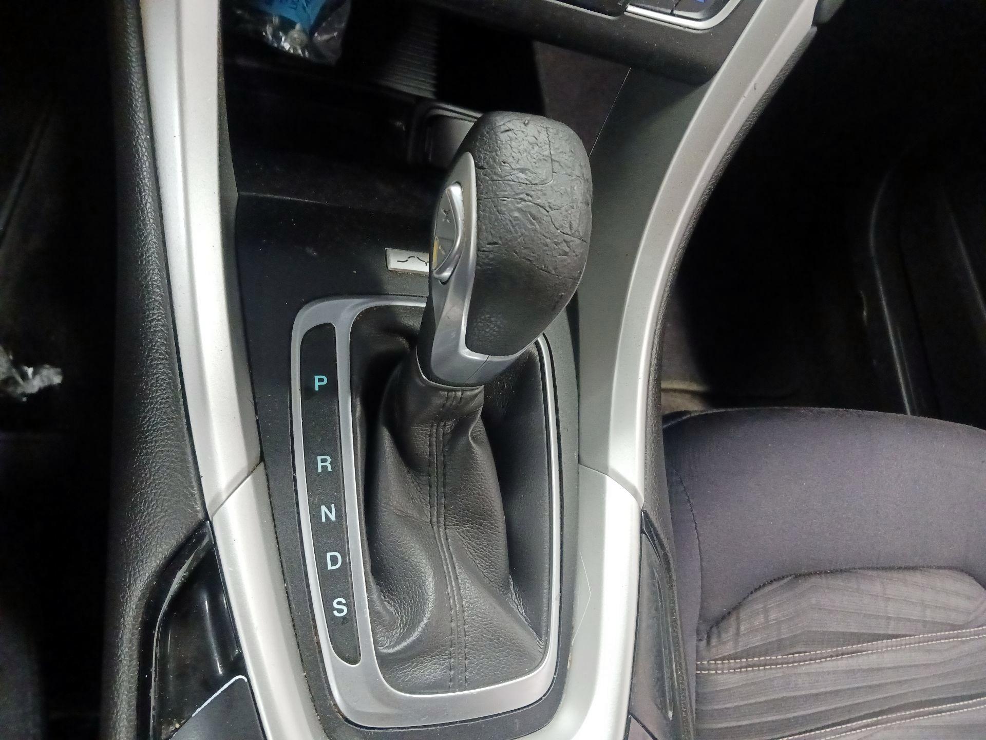 Thumbnail: 2016 Ford Fusion - 17