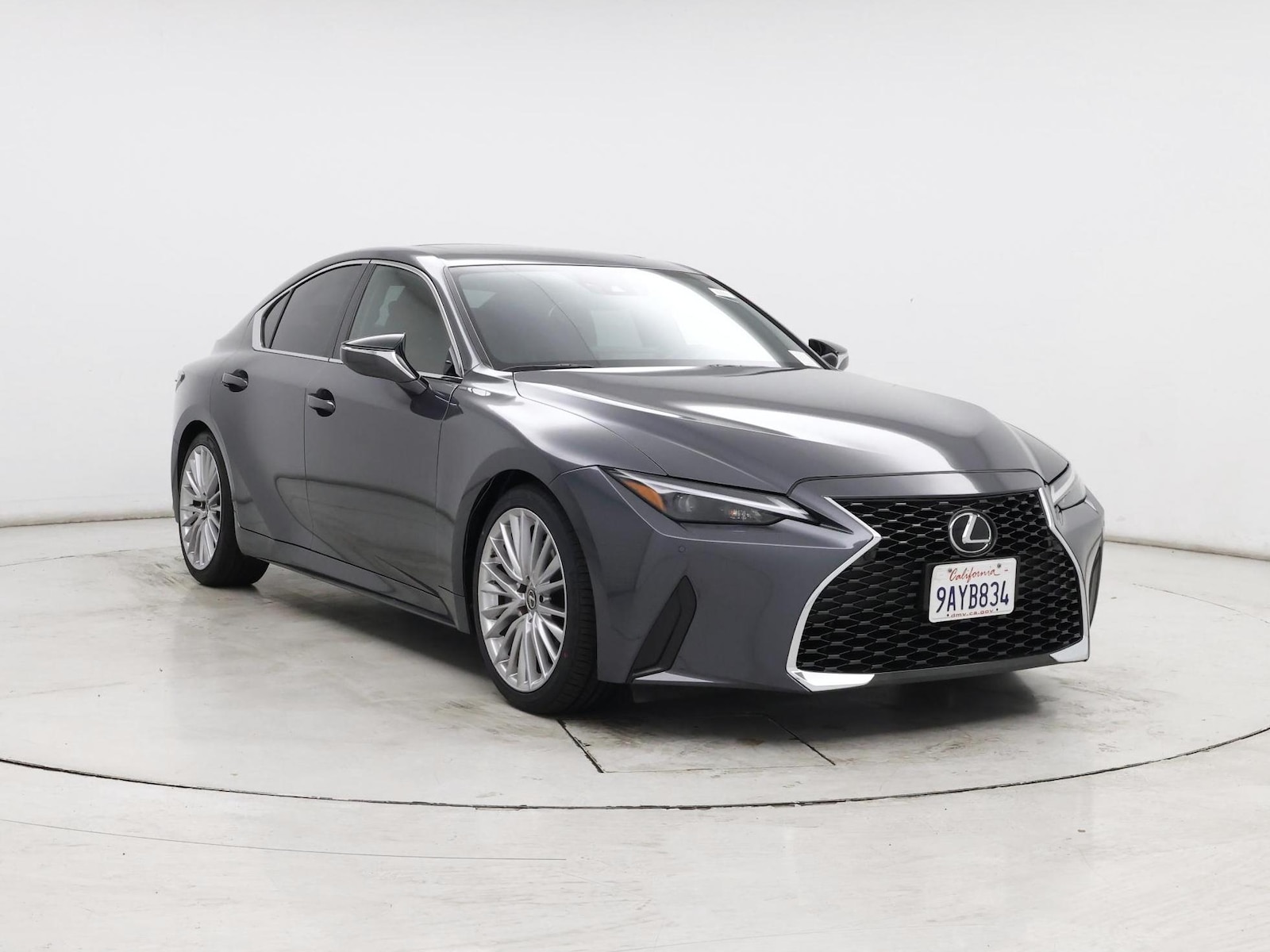 2022 Lexus IS 300 - Photo 2